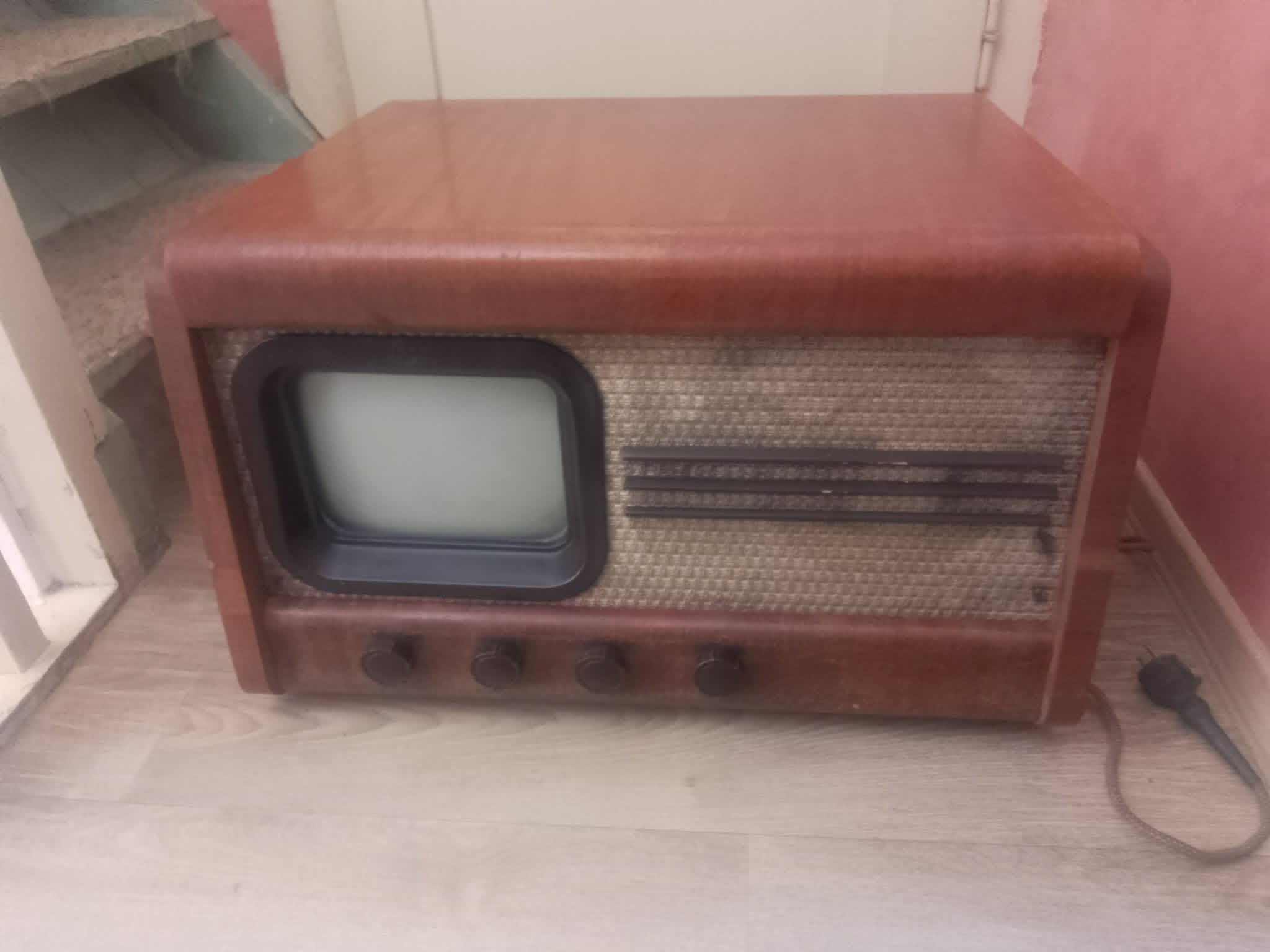 Retro opravna foto 1