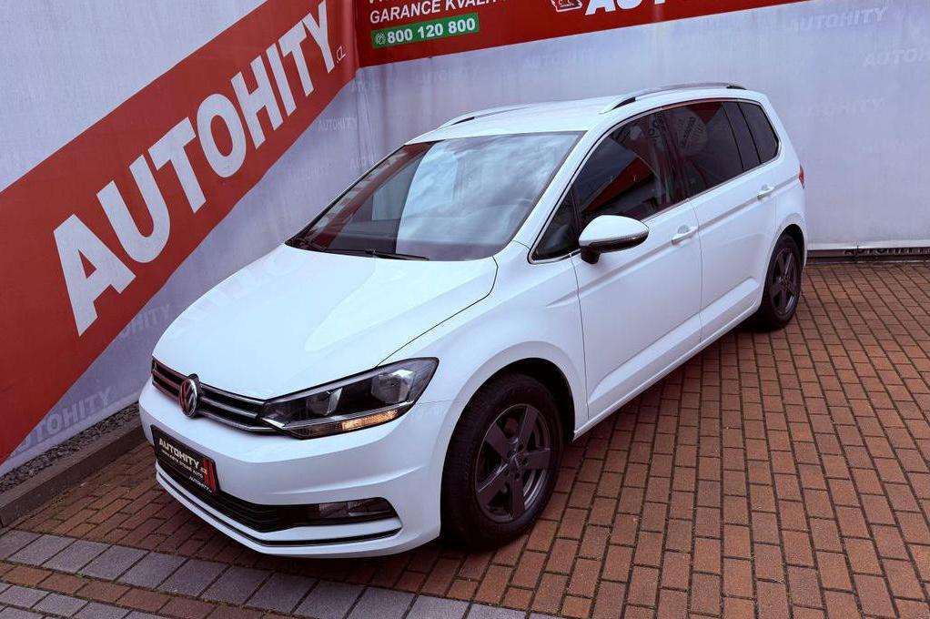 STYLOVĚ DO LÉTA: Volkswagen Touran 2.0TDi | 110 kW