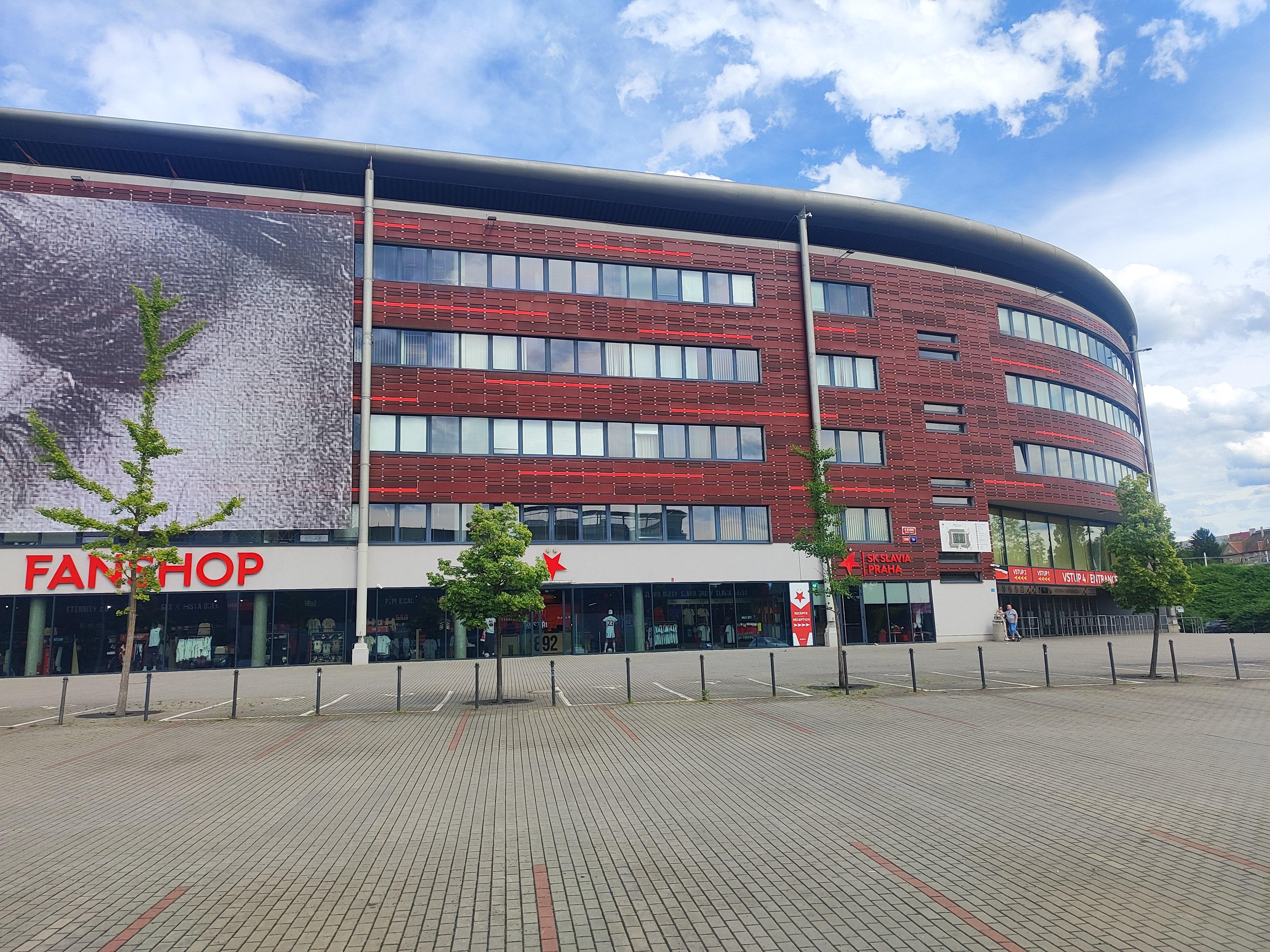 Fanshop SK Slavia Praha foto 6