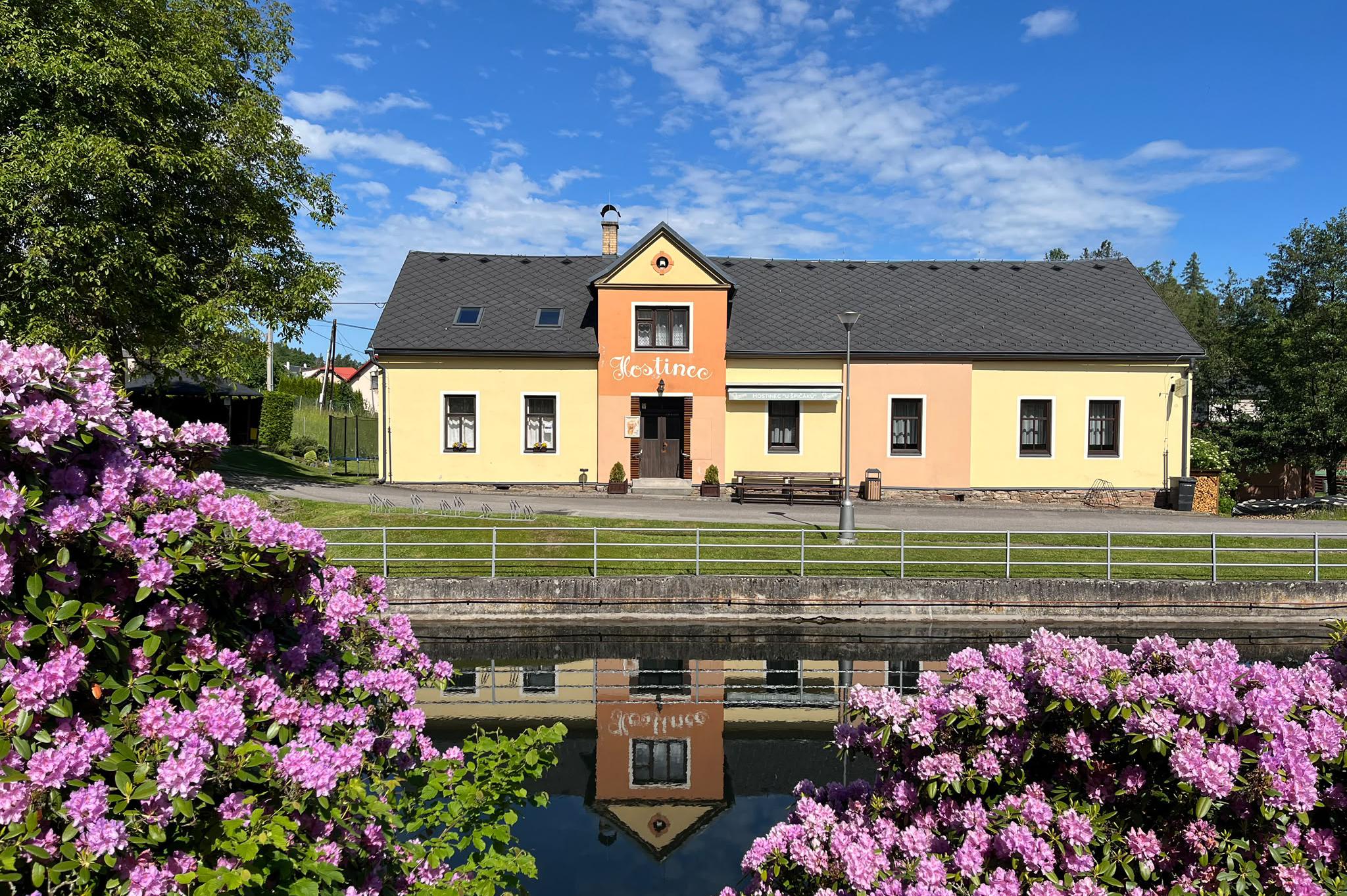 Hostinec U Špičáků