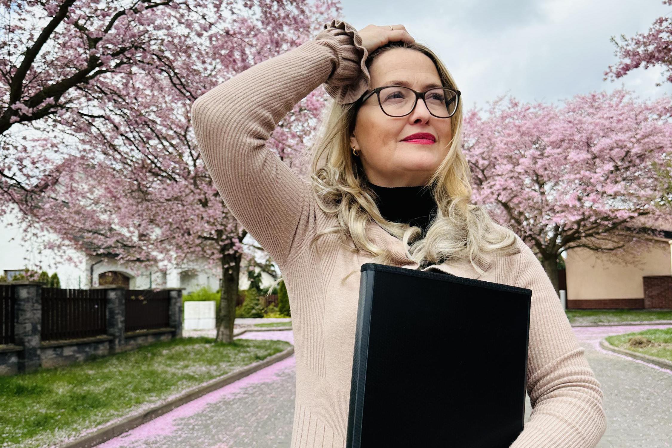 Mgr. Lenka Bolcková Zimmermannová - realitní makléř foto 1