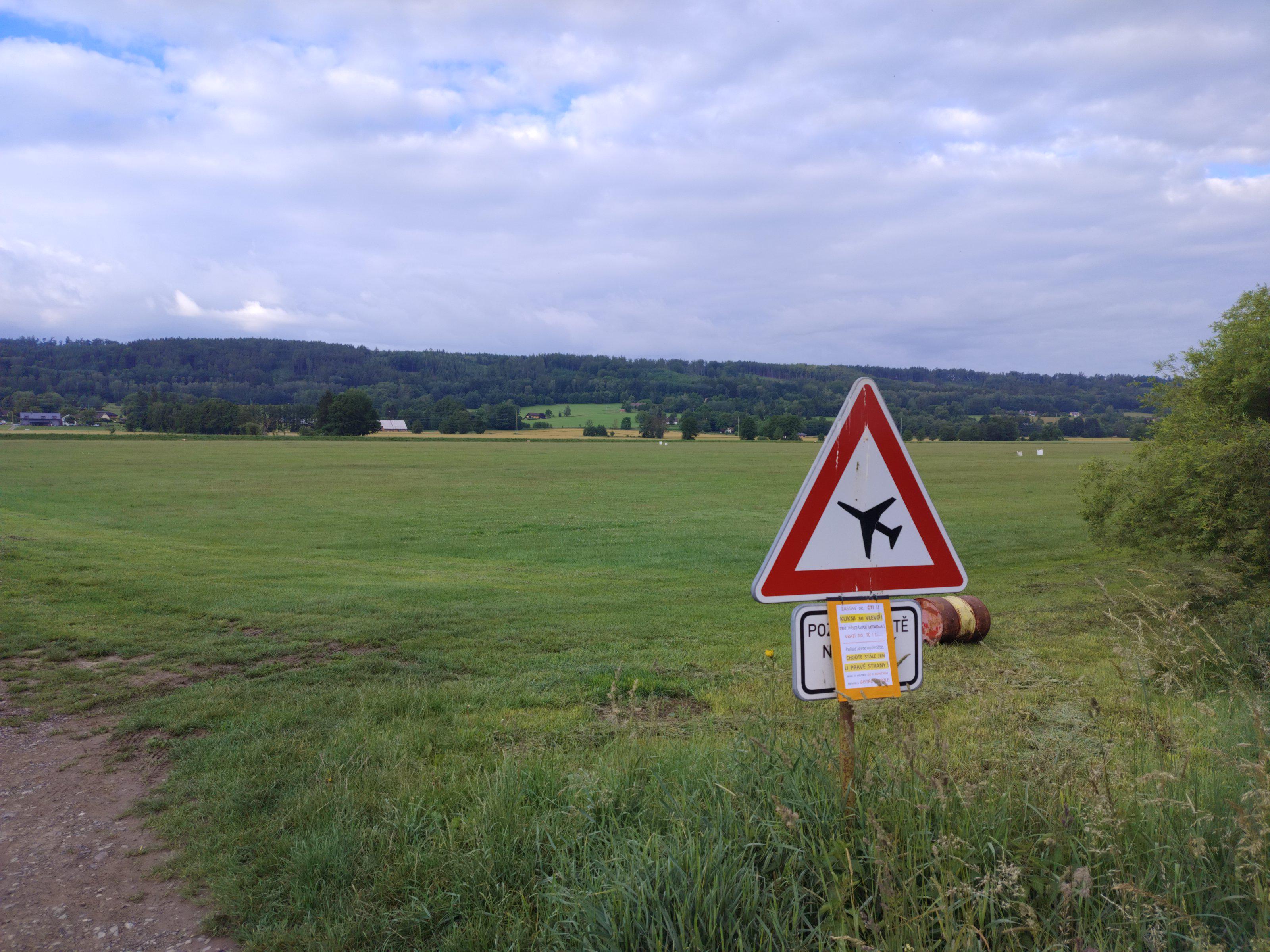 Letiště Dvůr Králové nad Labem foto 2
