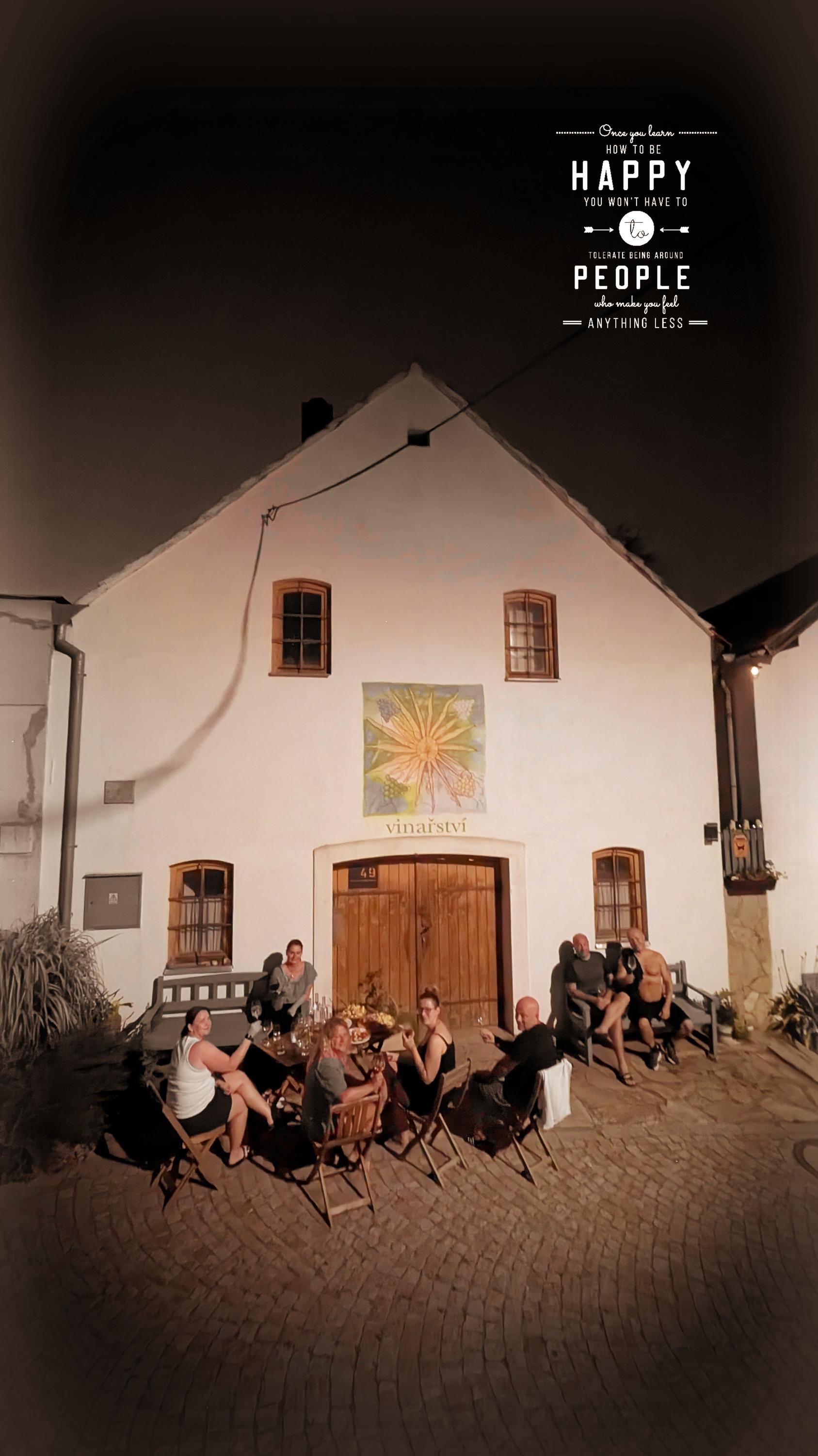 Sklep v Šatově foto 2