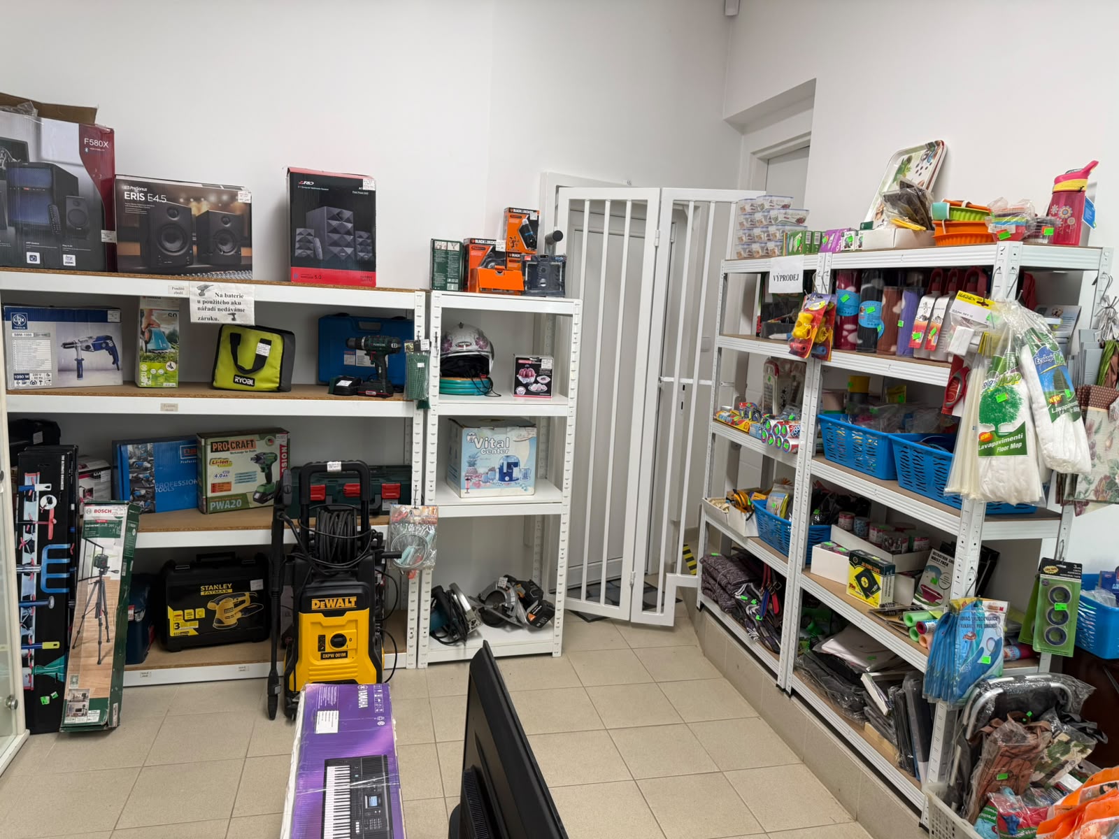 Zastavárna Lada foto 2