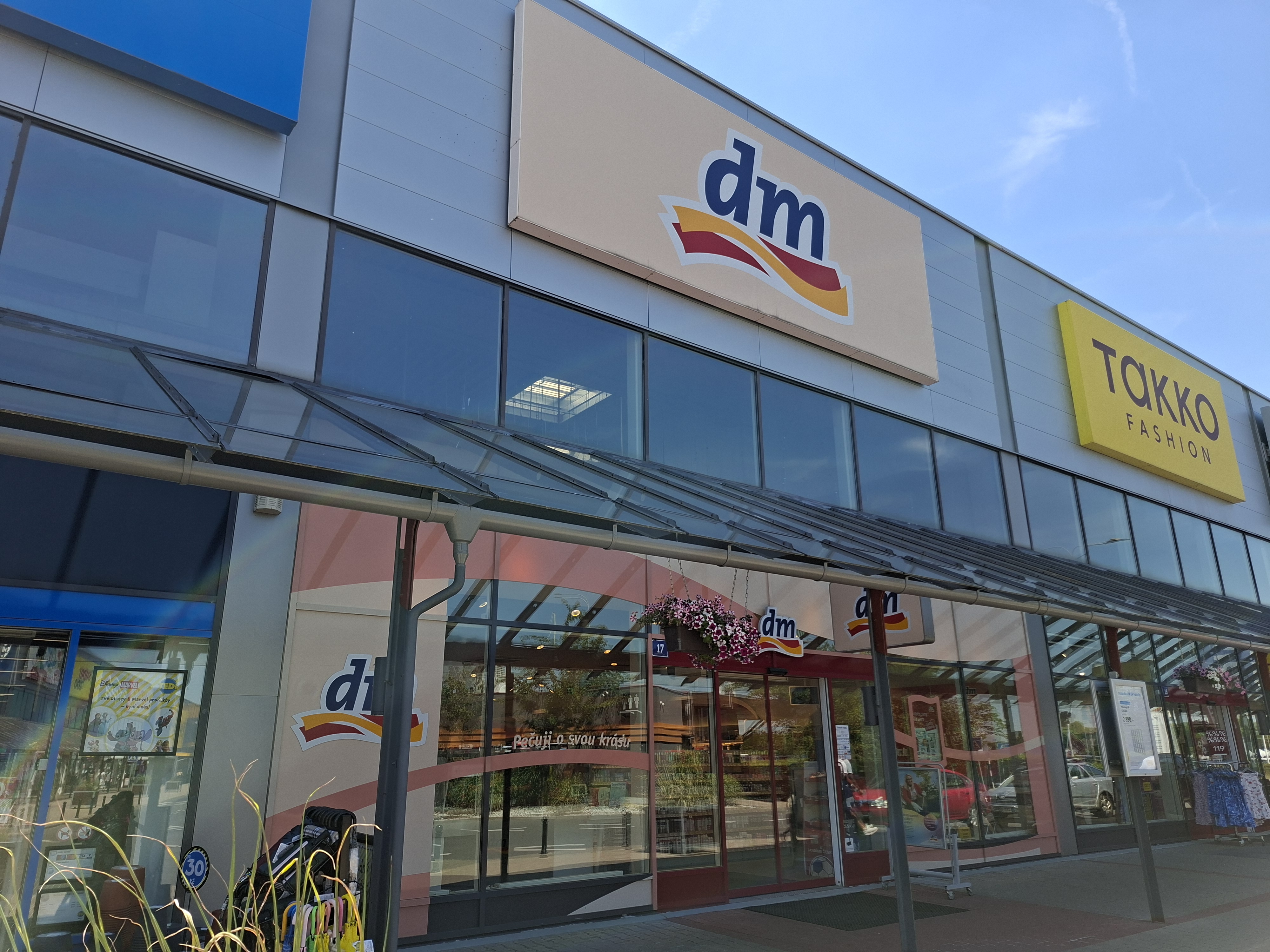 dm drogerie markt s.r.o.