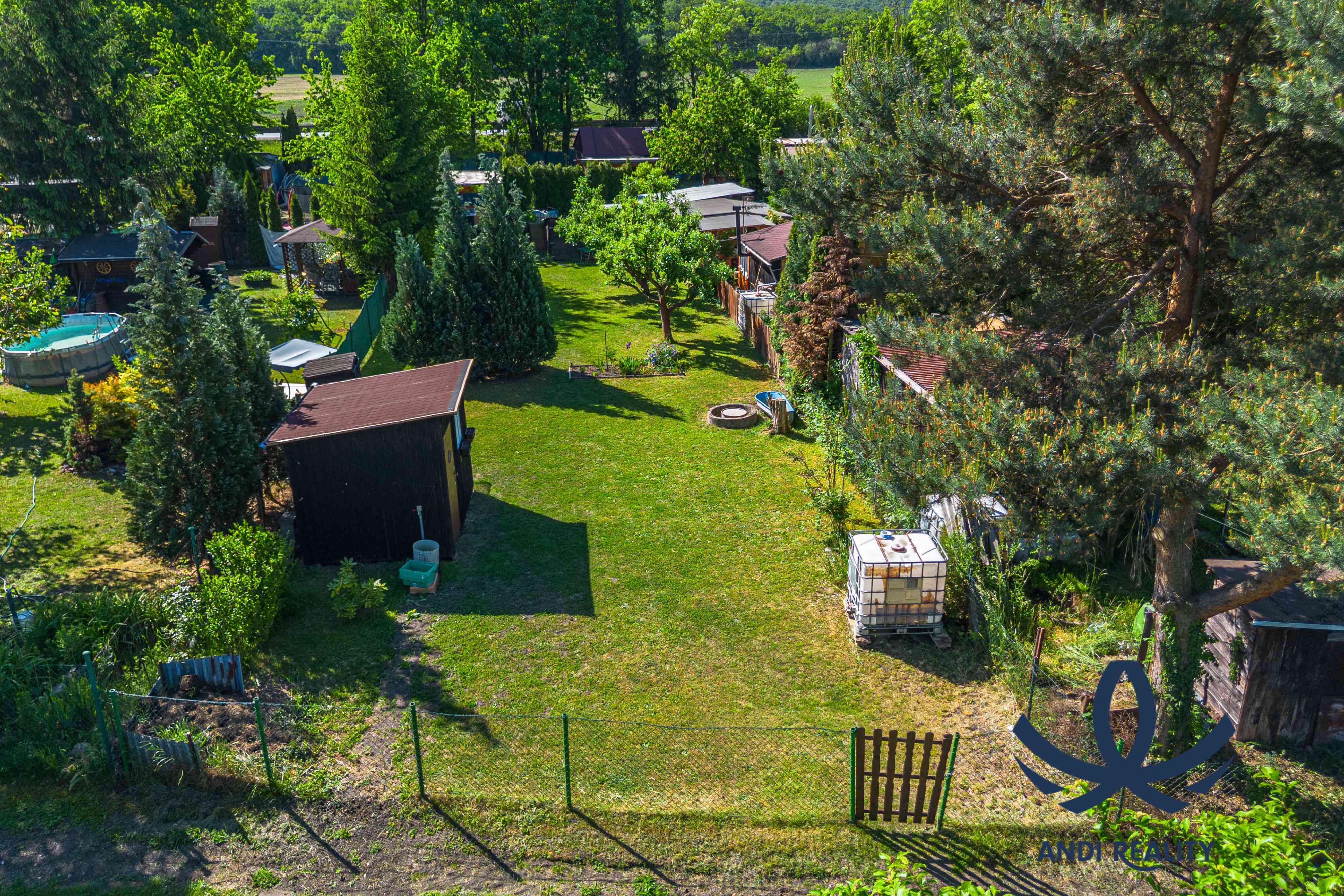 Prodej zahrady, 408 M², Podchlumí