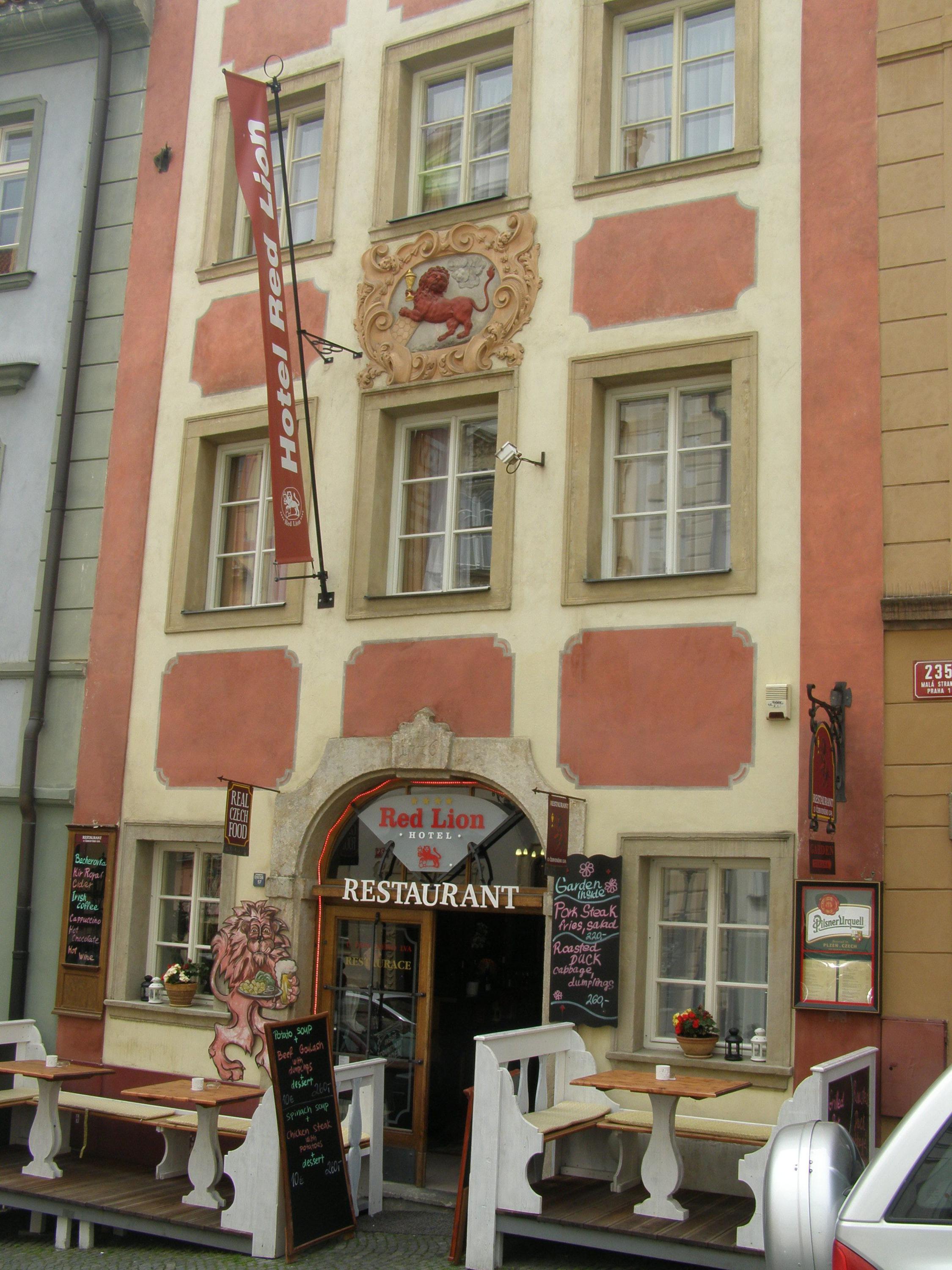 Restaurace Red Lion foto 6