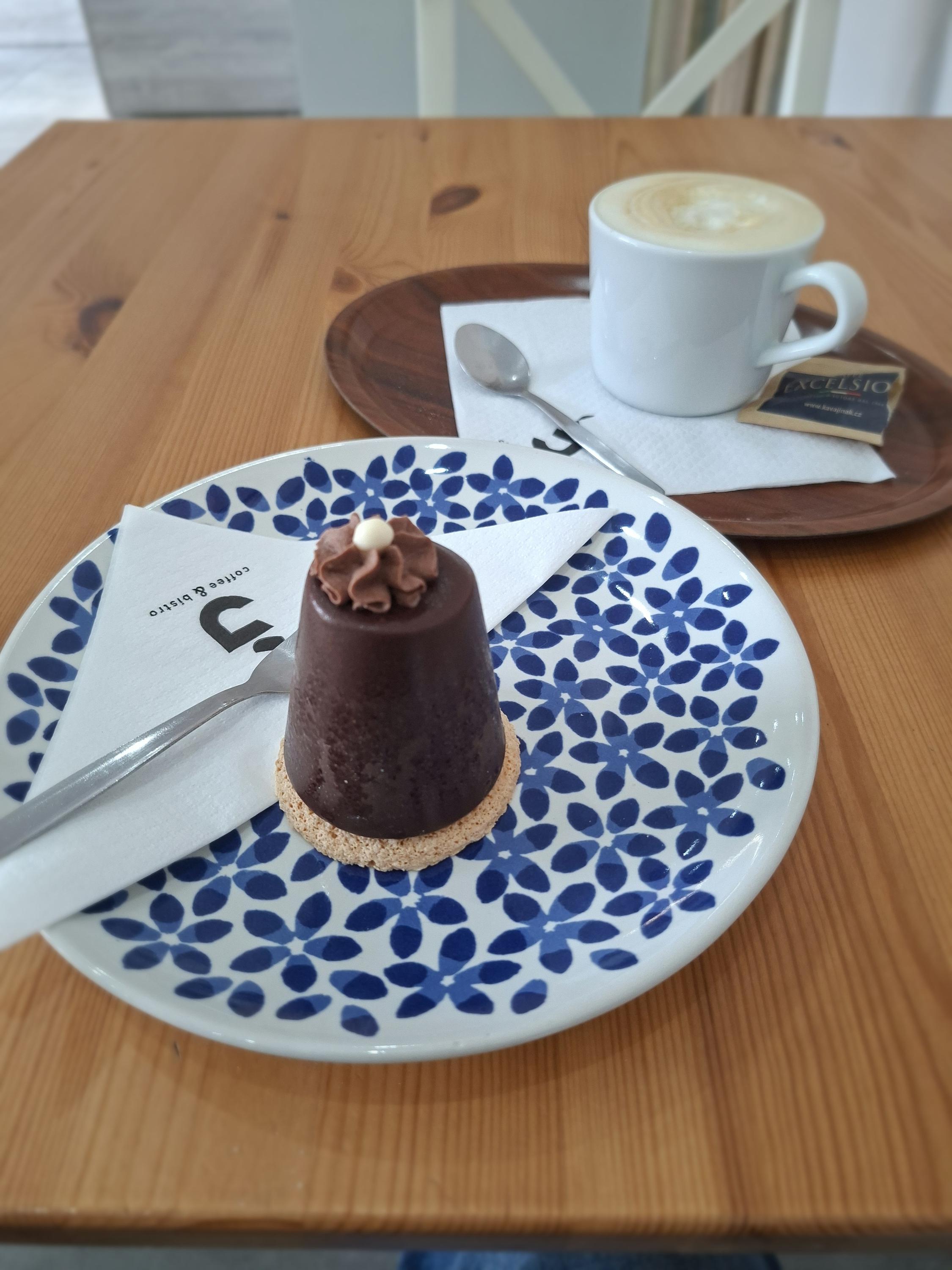 KávaJinak coffee&bistro Chýně foto 3