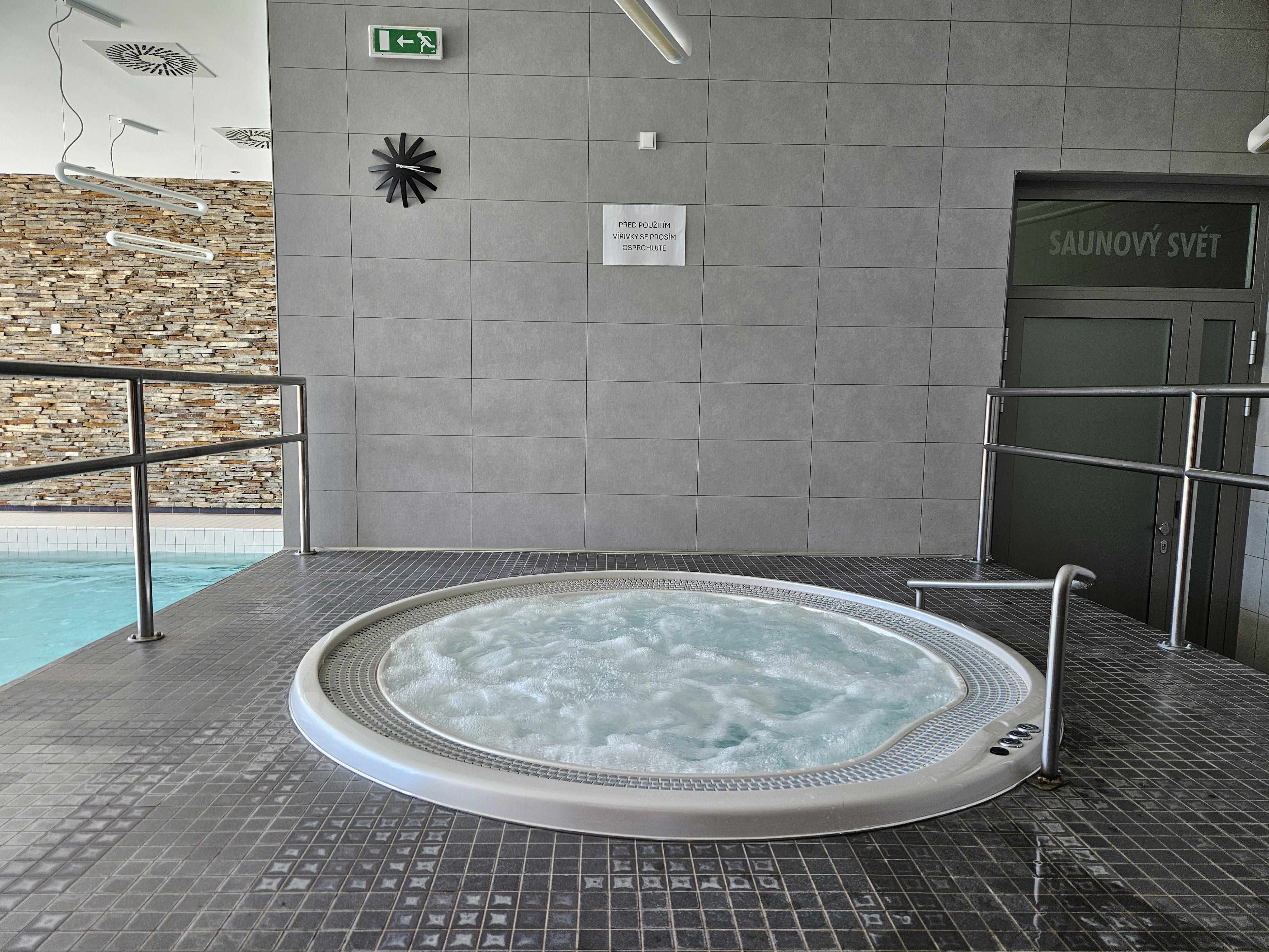 HOTEL VINICE HNANICE foto 5