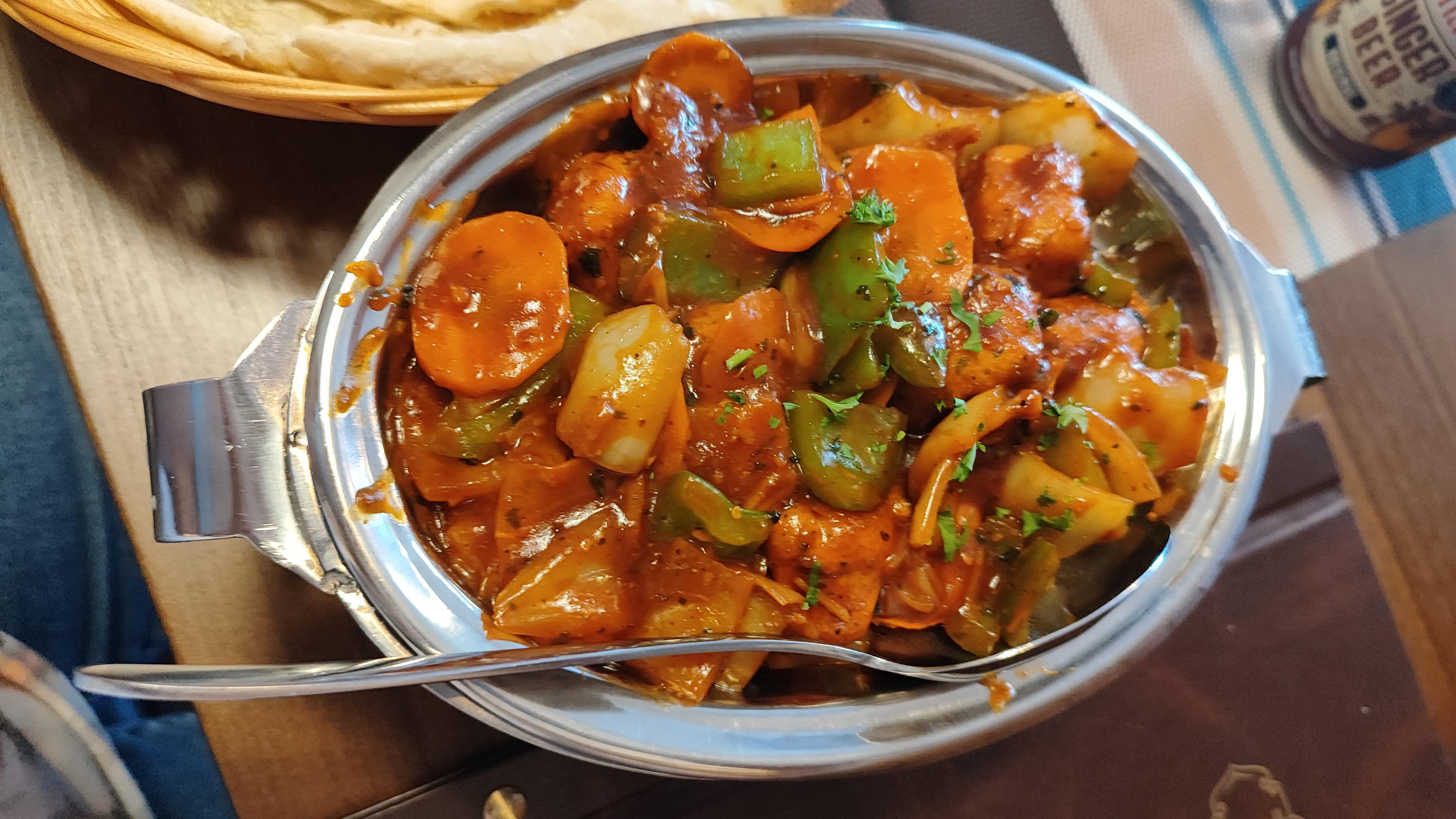 FEWA indická a nepálská restaurace