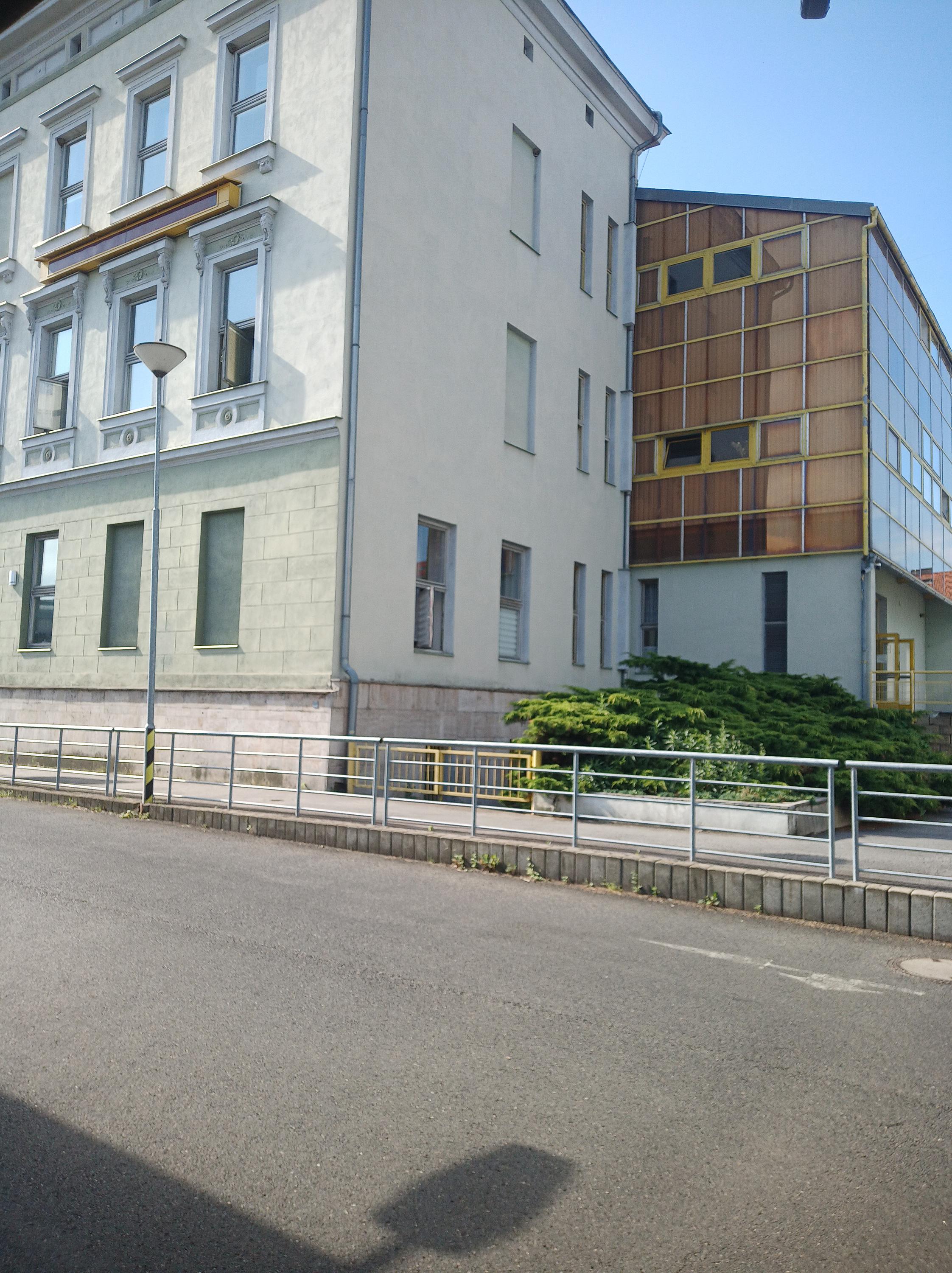 Střední zdravotnická škola Děčín foto 1