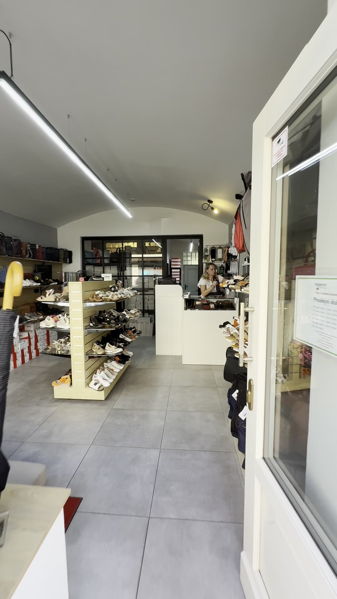 Obuv a kožené zboží Elegancedoruky.cz foto 2 (náhled videa)