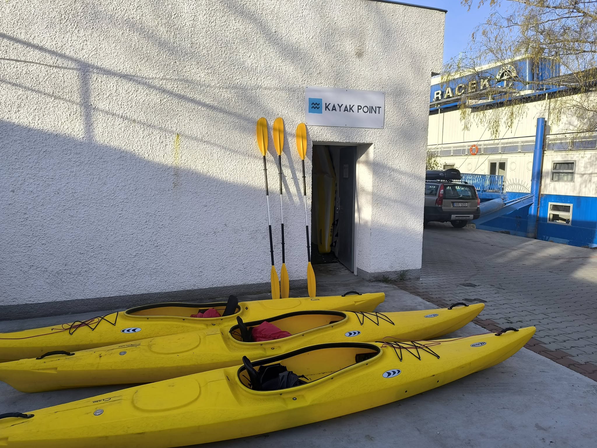 KAYAK POINT