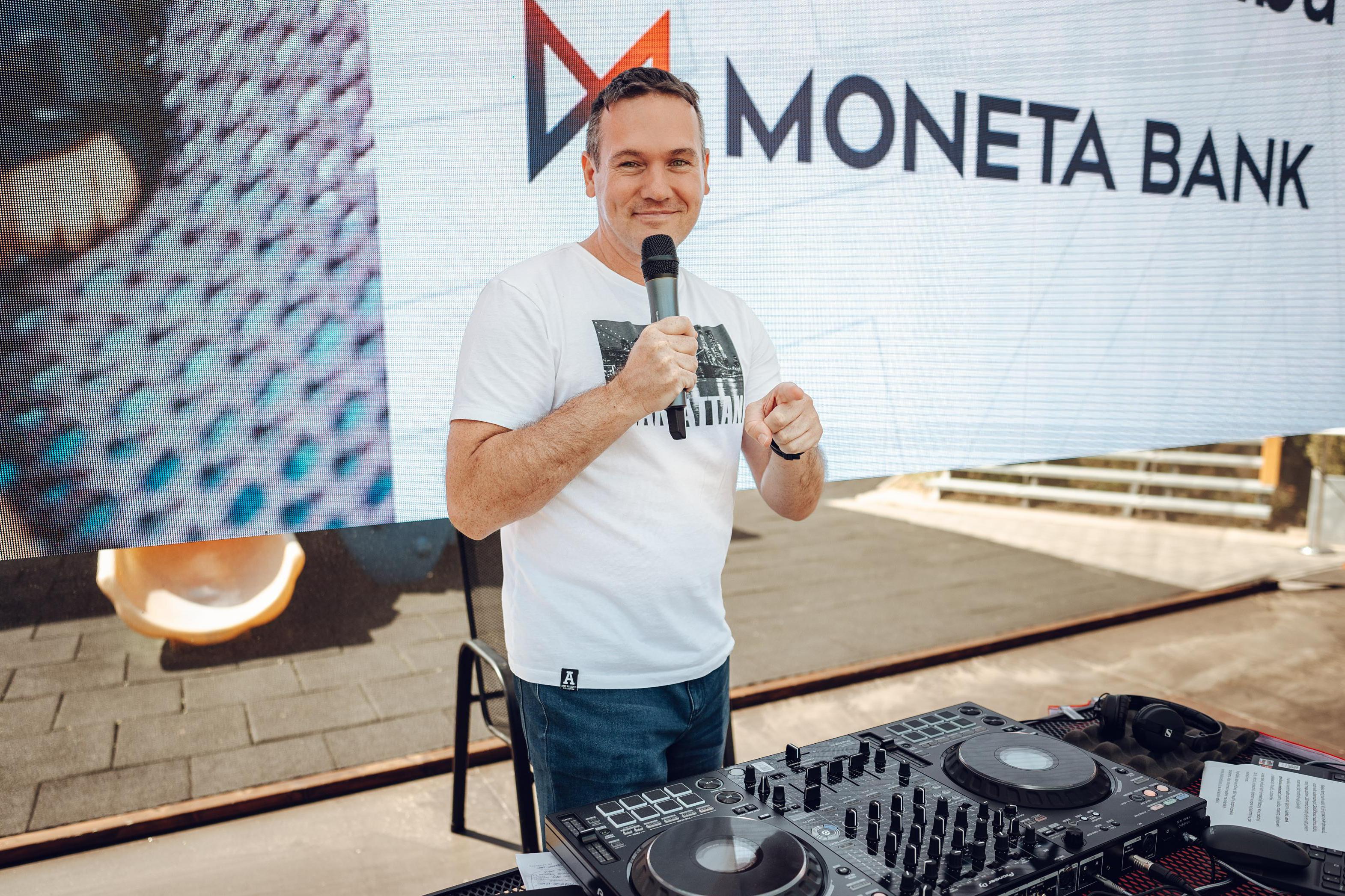 djfreeze.cz - DJ na vaši akci