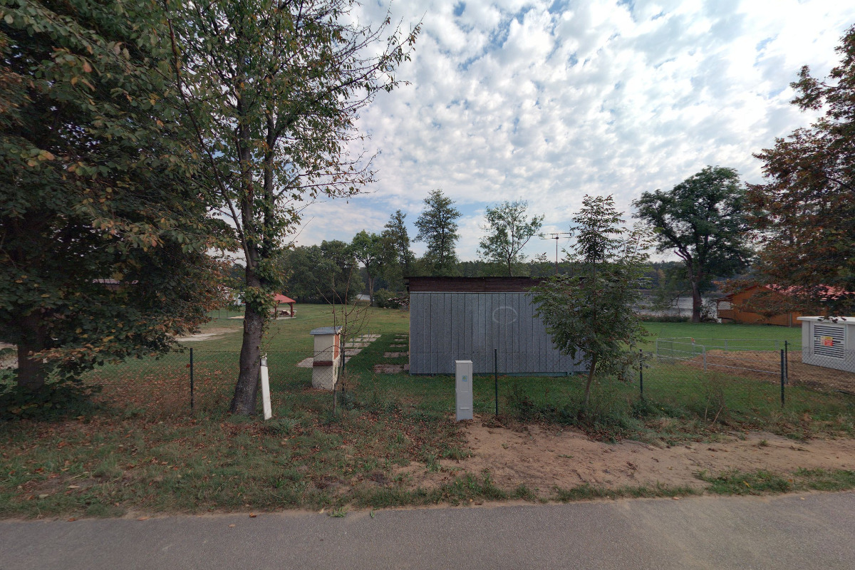 Camp & Stellplatz Ema