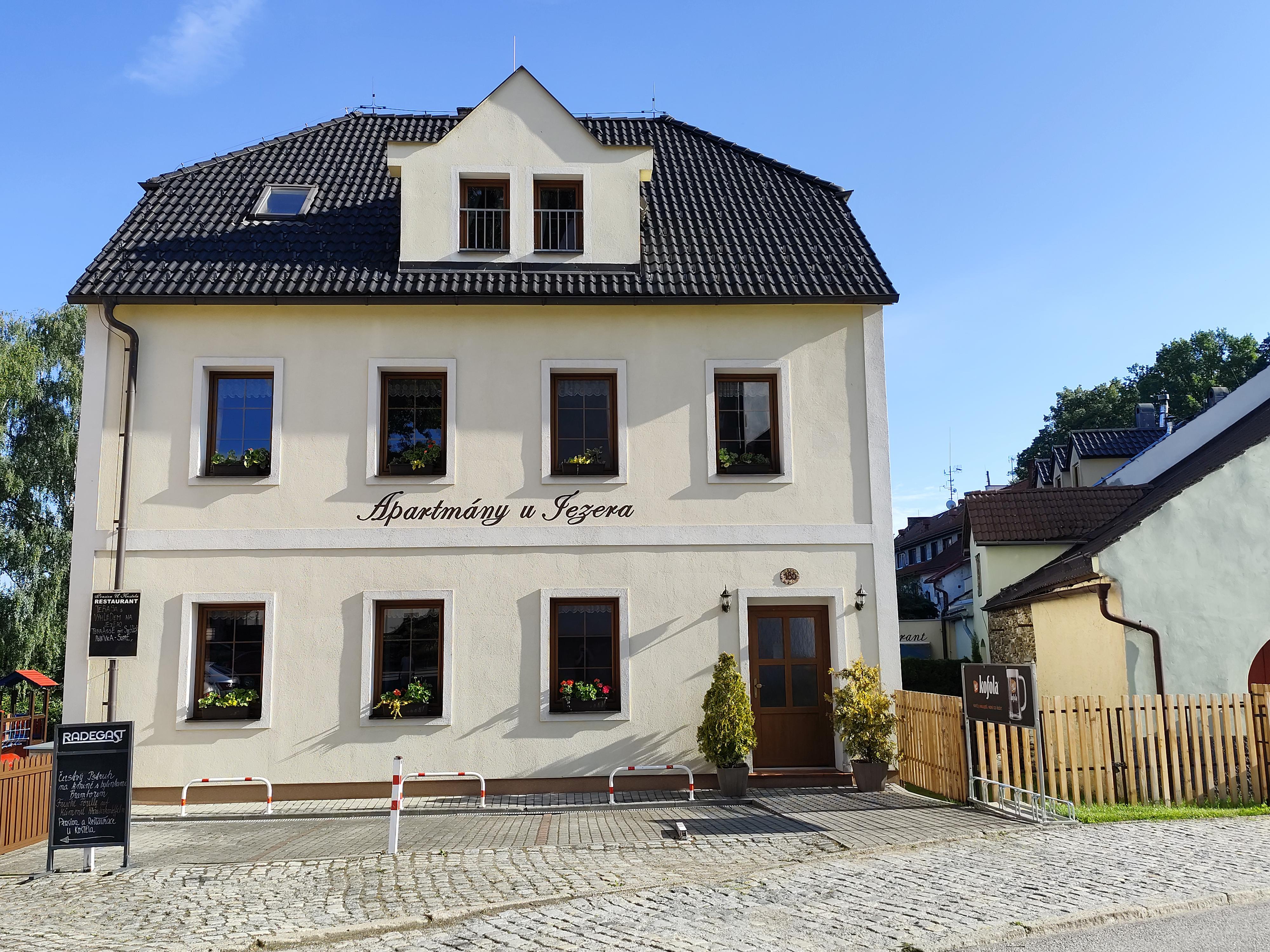 Apartmány U Jezera Na Náměstí foto 1