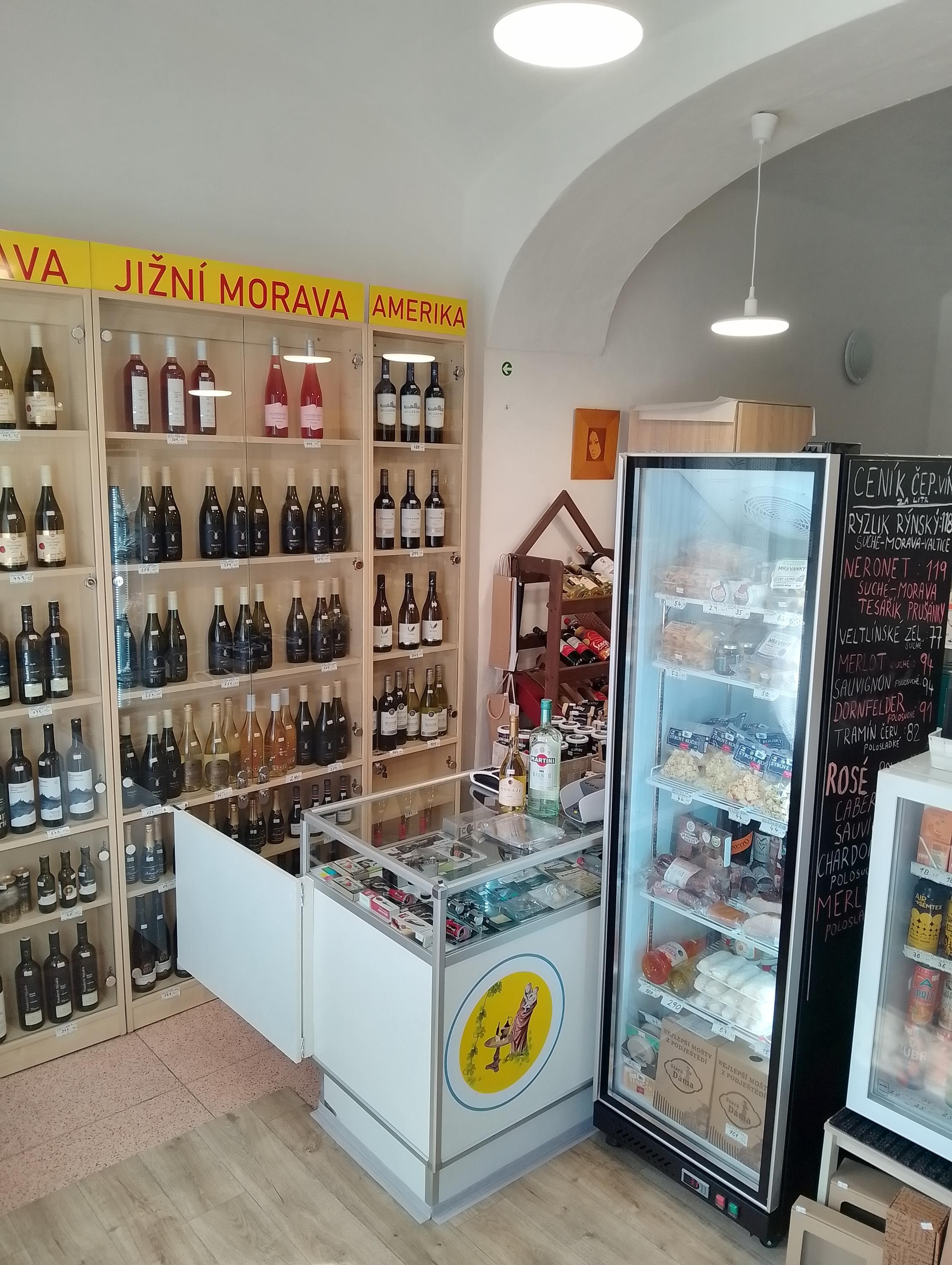 VINOTÉKA U MADONY foto 6