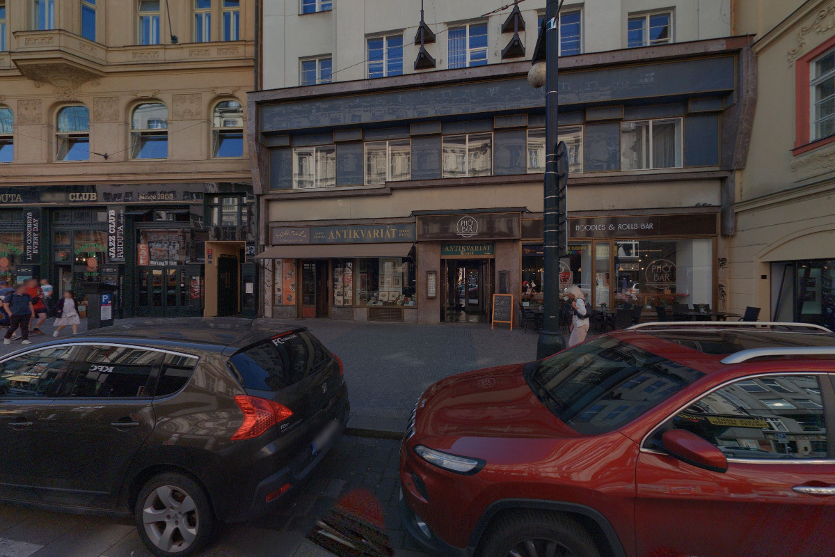 Antikvariát Křenek foto 2