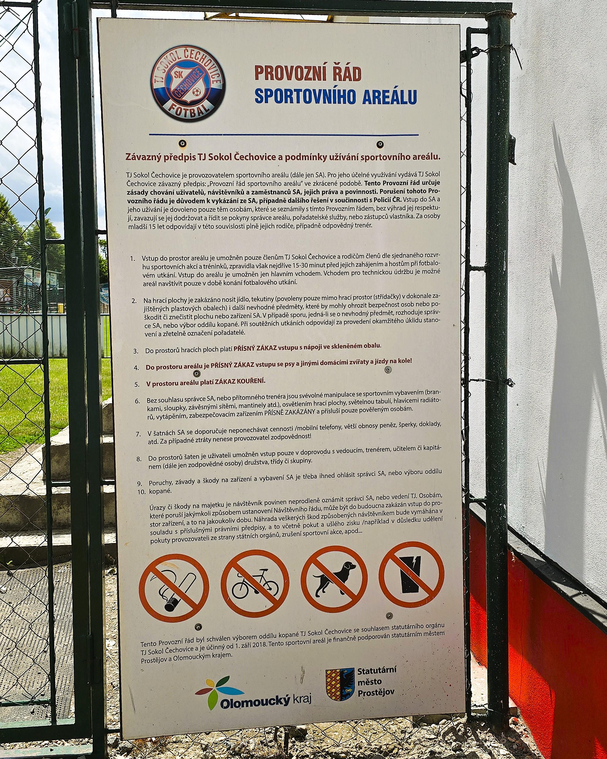 TJ Sokol Čechovice - fotbalové hřiště foto 4
