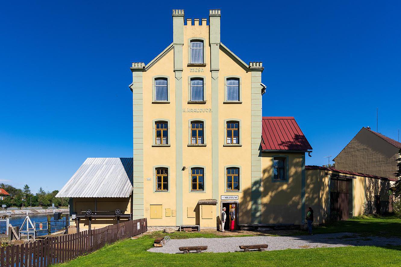 Muzeum mlýn Hněvkovice