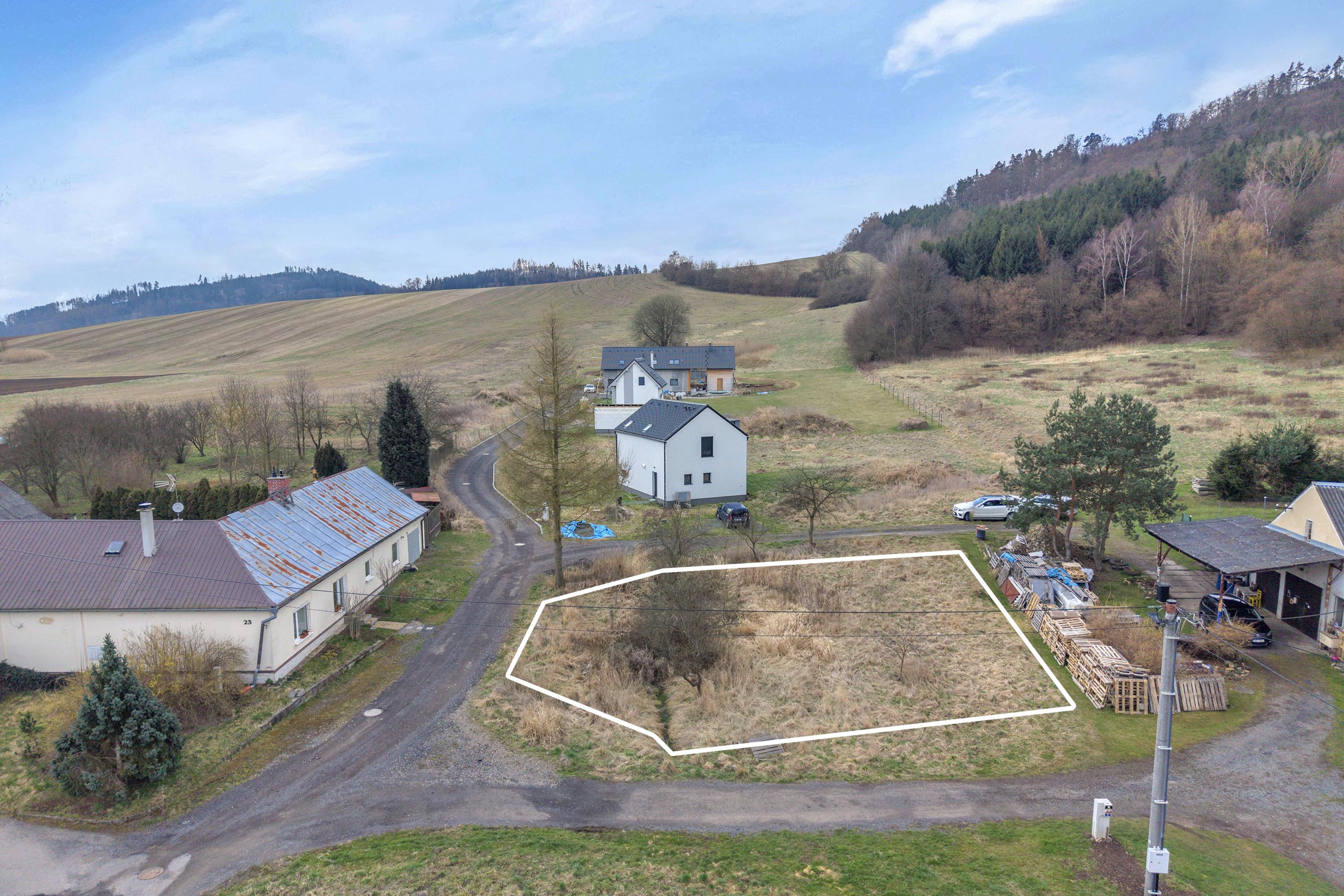 Prodej stavebních pozemků Linhartice