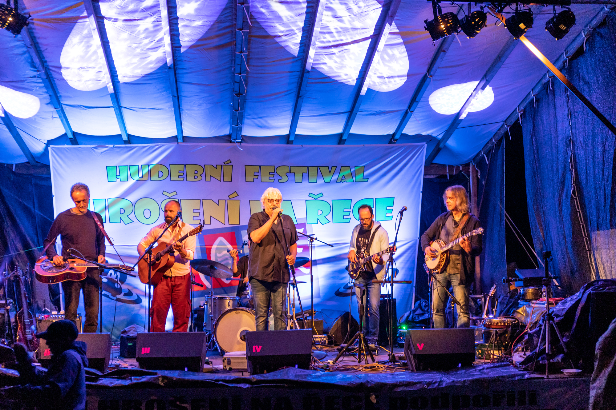 Hudební festival HROŠENÍ NA ŘECE foto 3