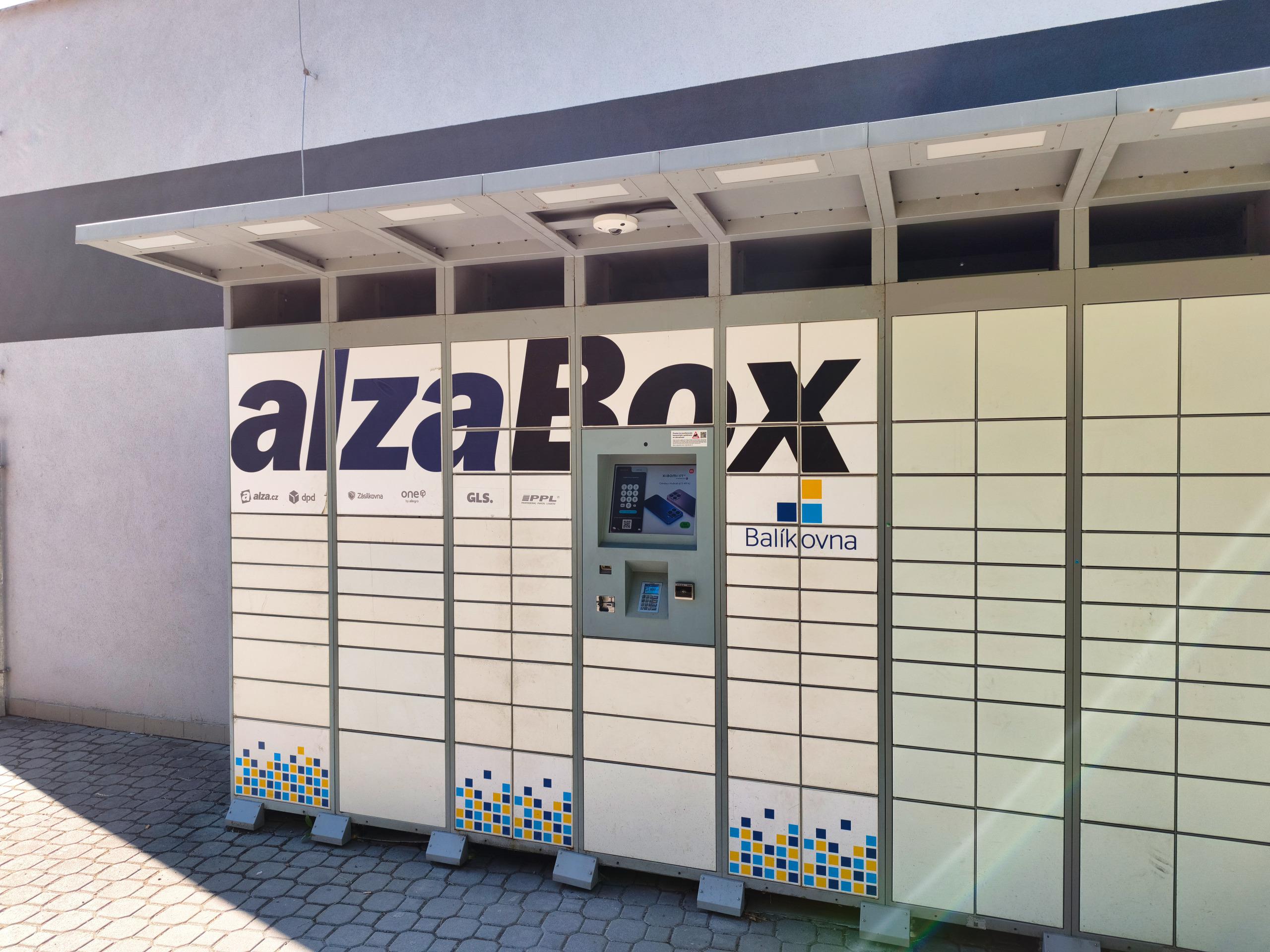 AlzaBox foto 2