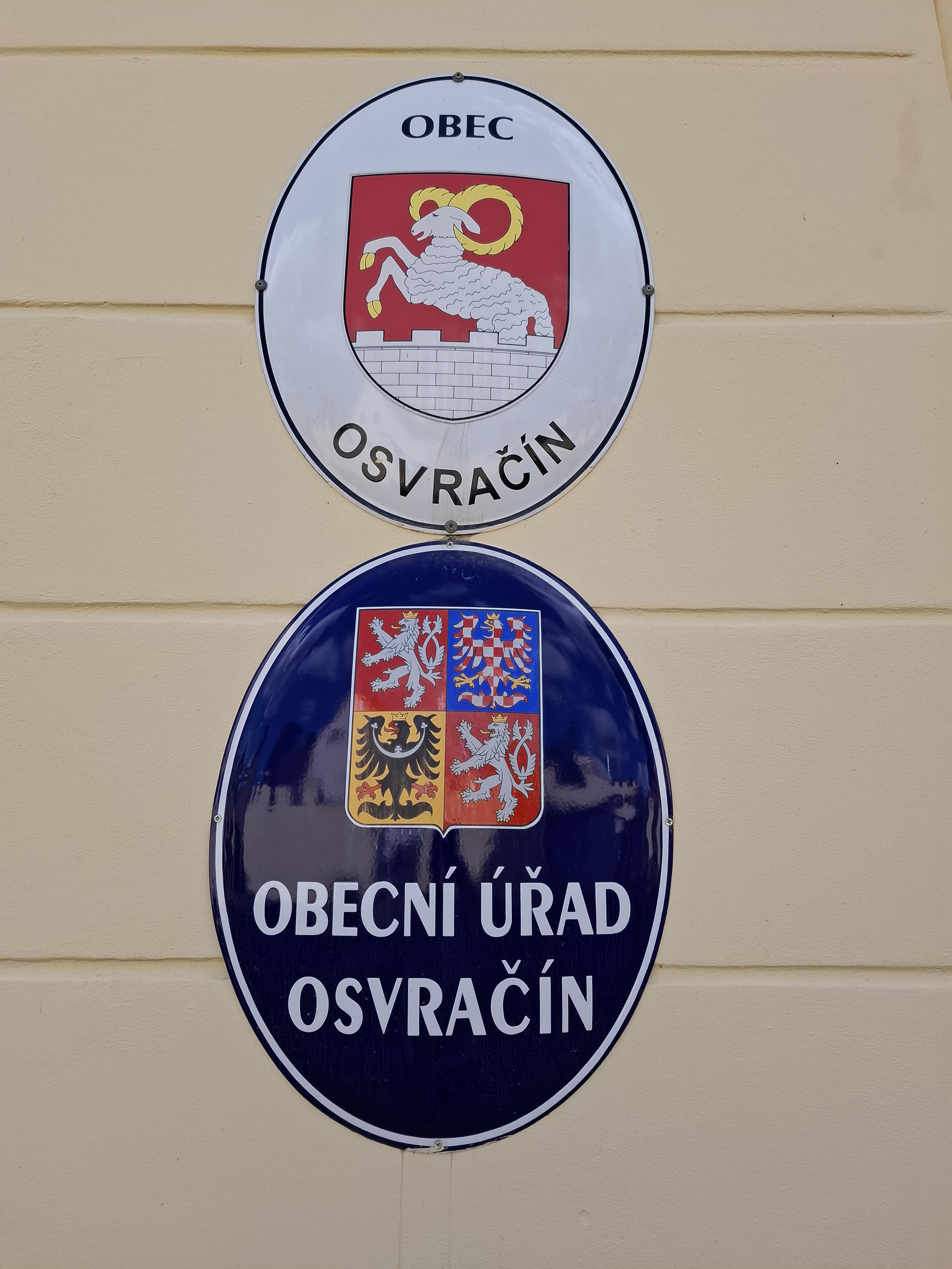 Osvračín - obecní úřad foto 4