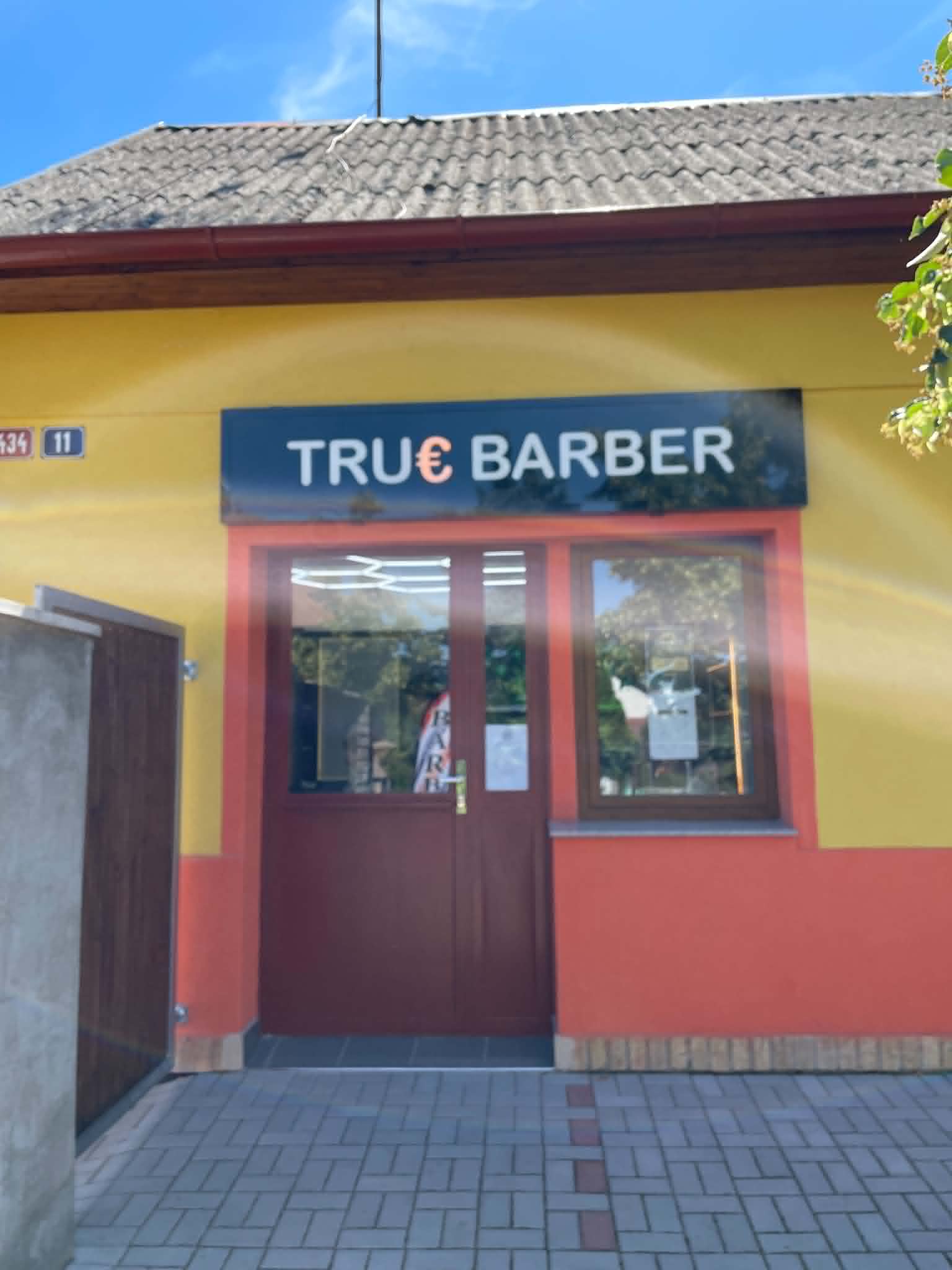 TRU€ BARBER foto 1
