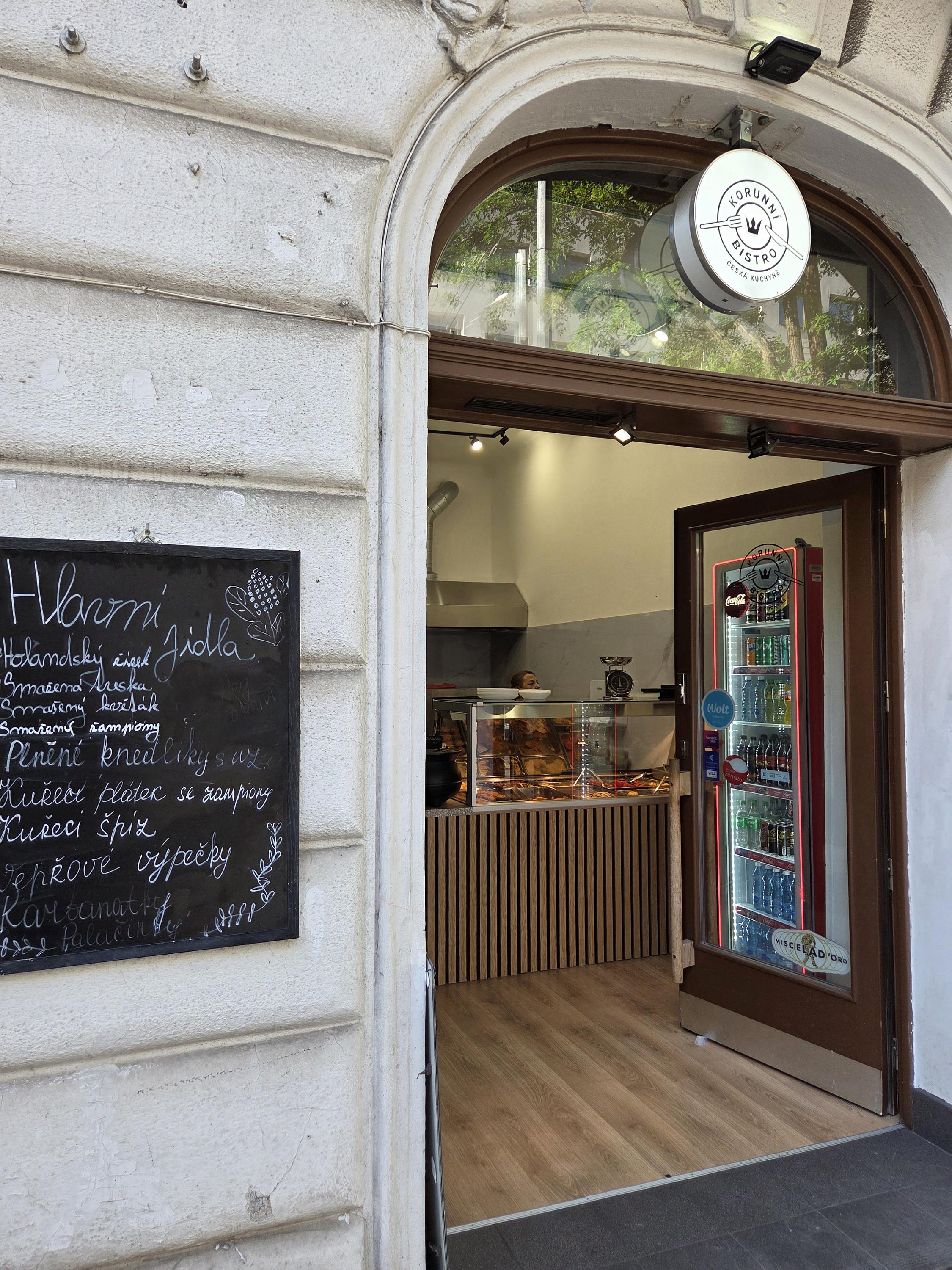 Bistro Korunní - Česká kuchyň foto 1