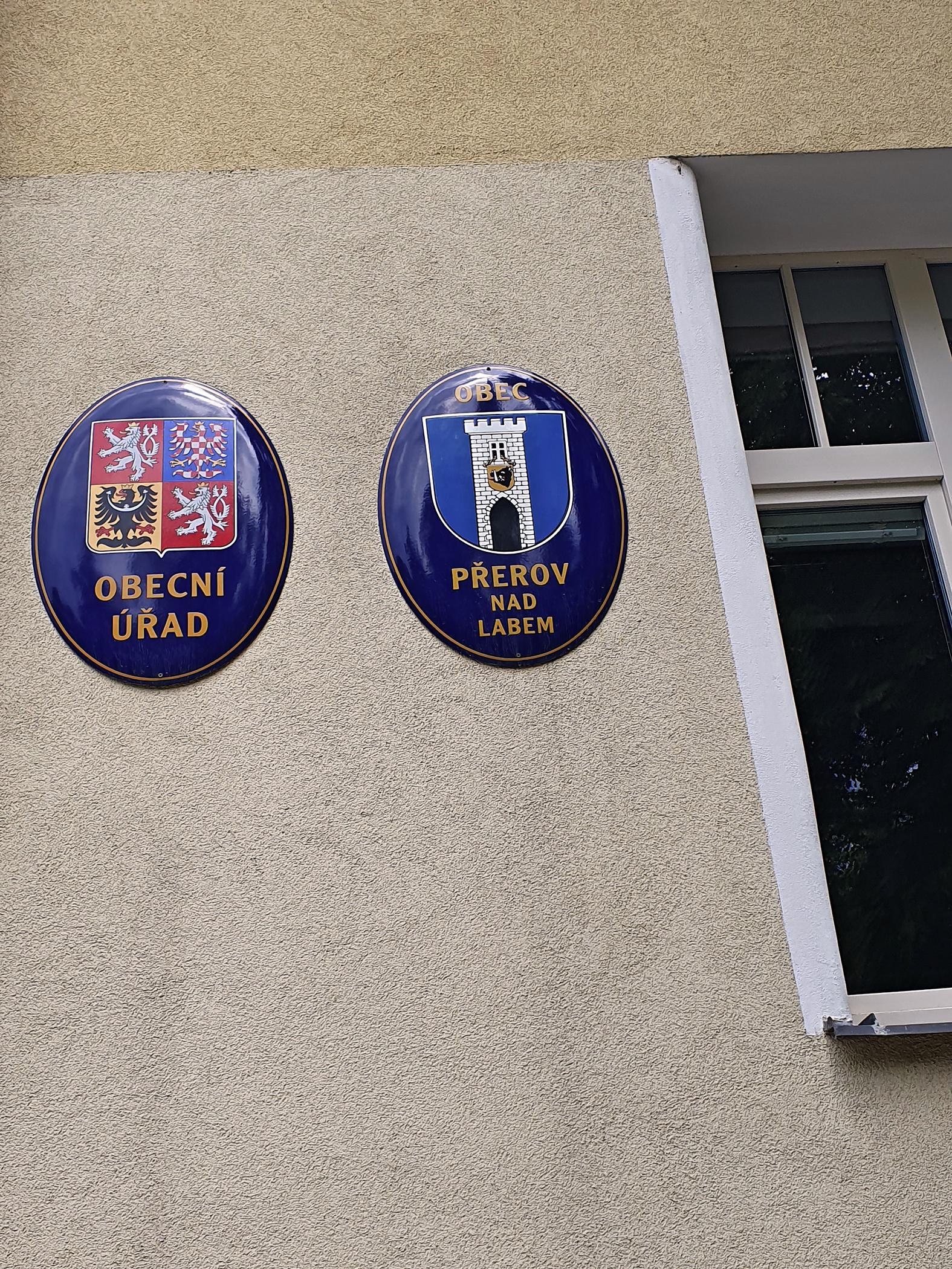 Přerov nad Labem - obecní úřad foto 3