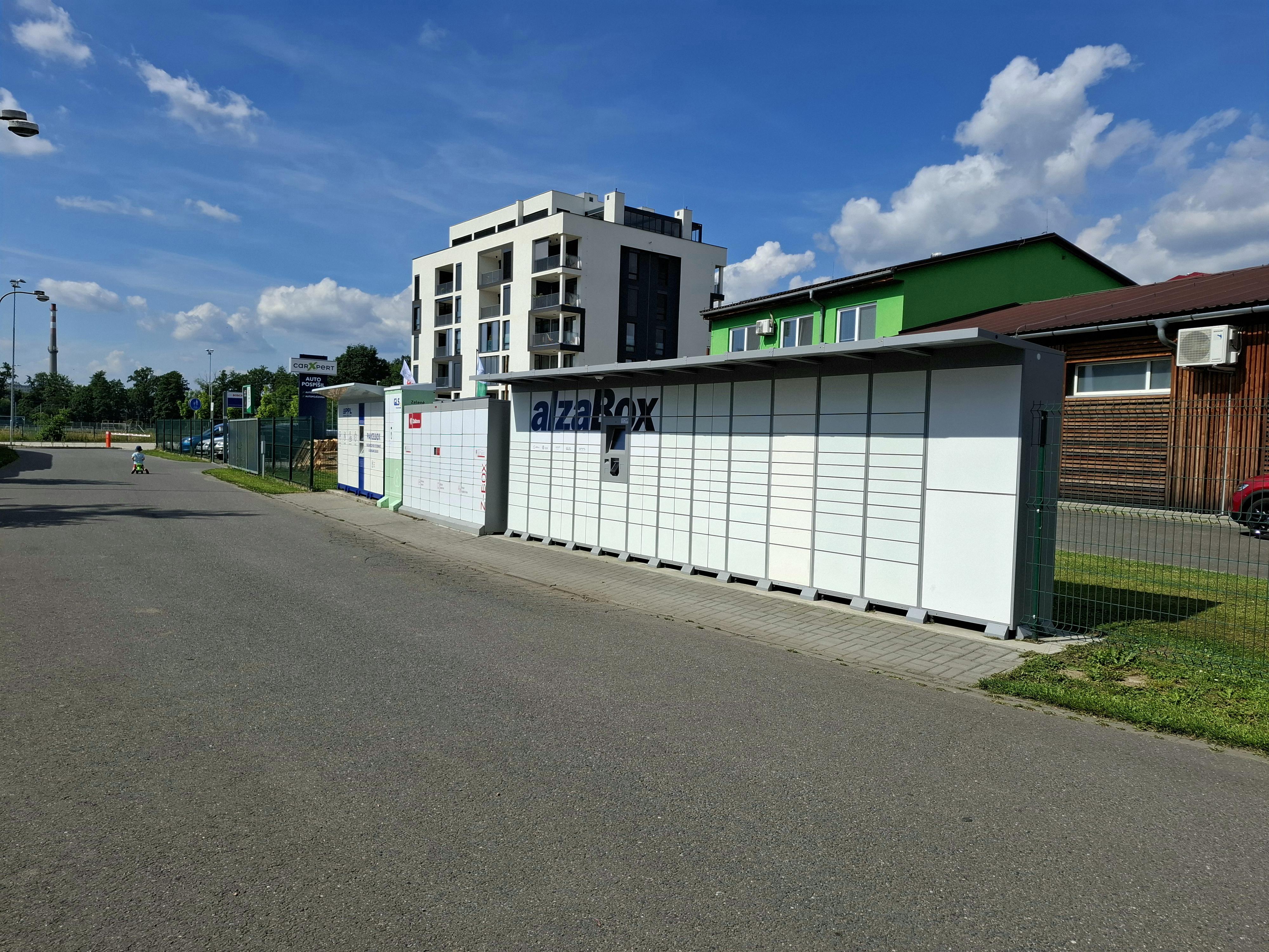 AlzaBox