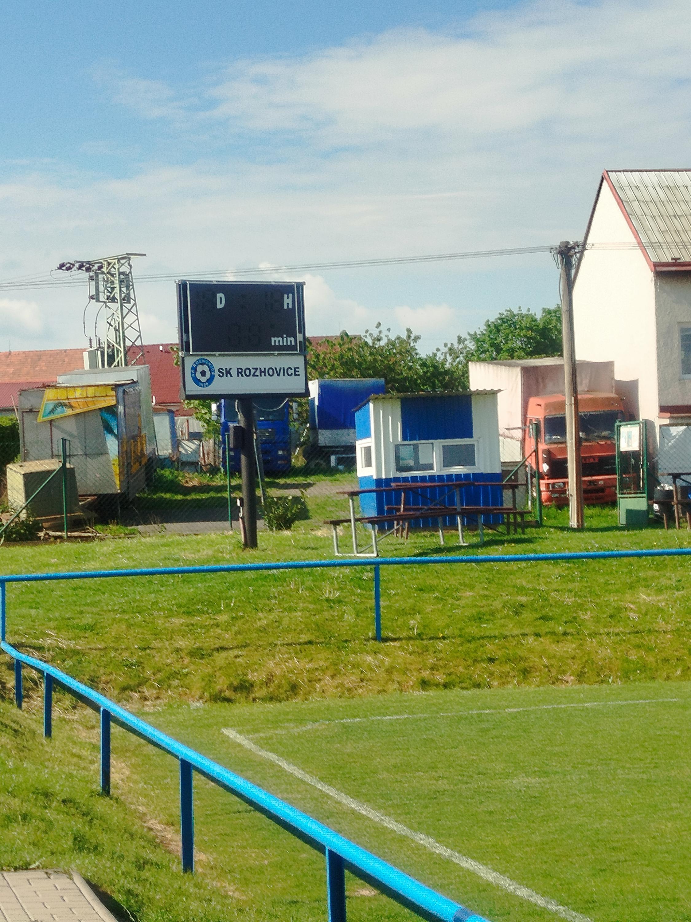 Fotbalové hřiště Rozhovice foto 6
