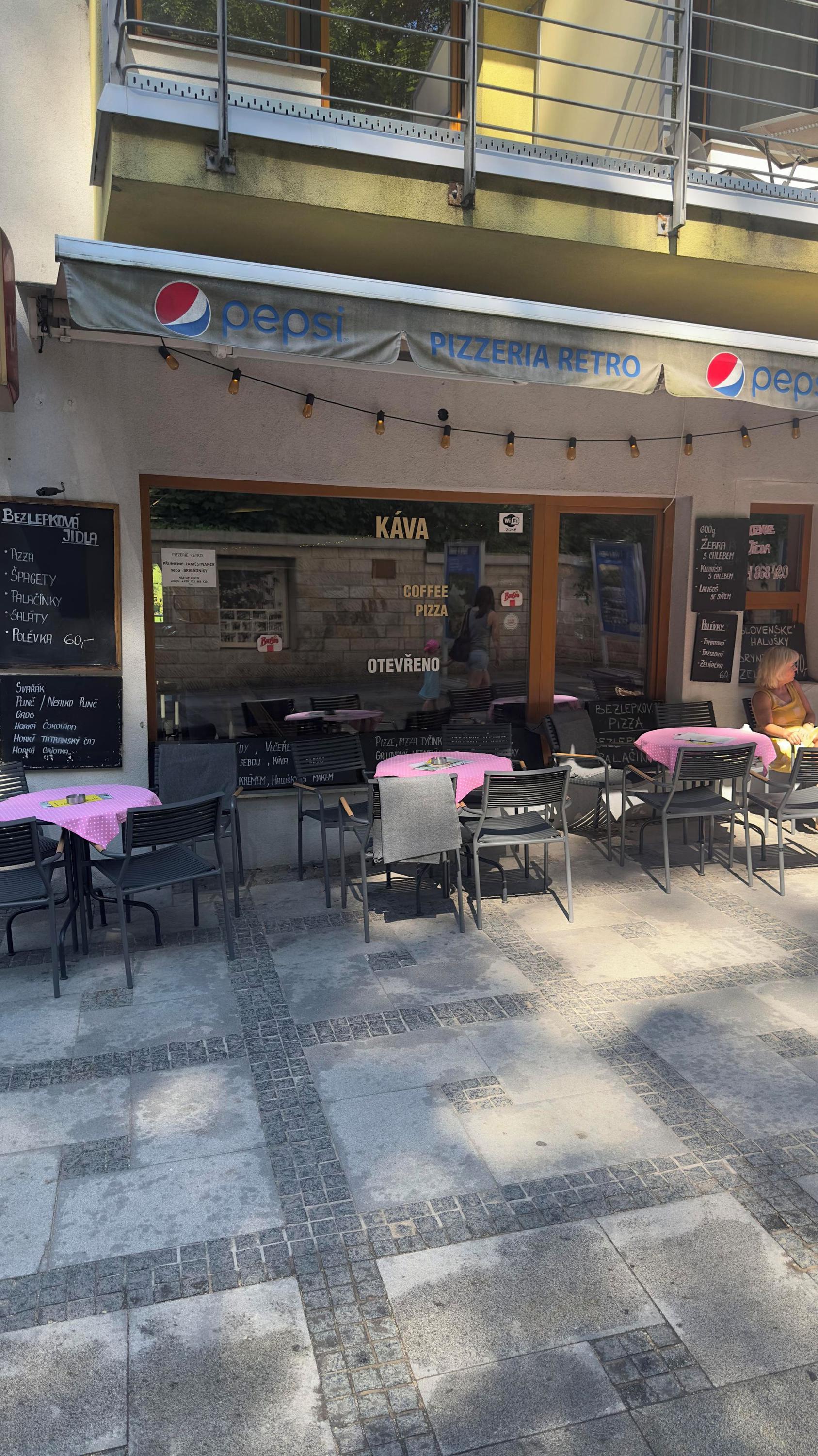 Pizzerie Retro foto 4