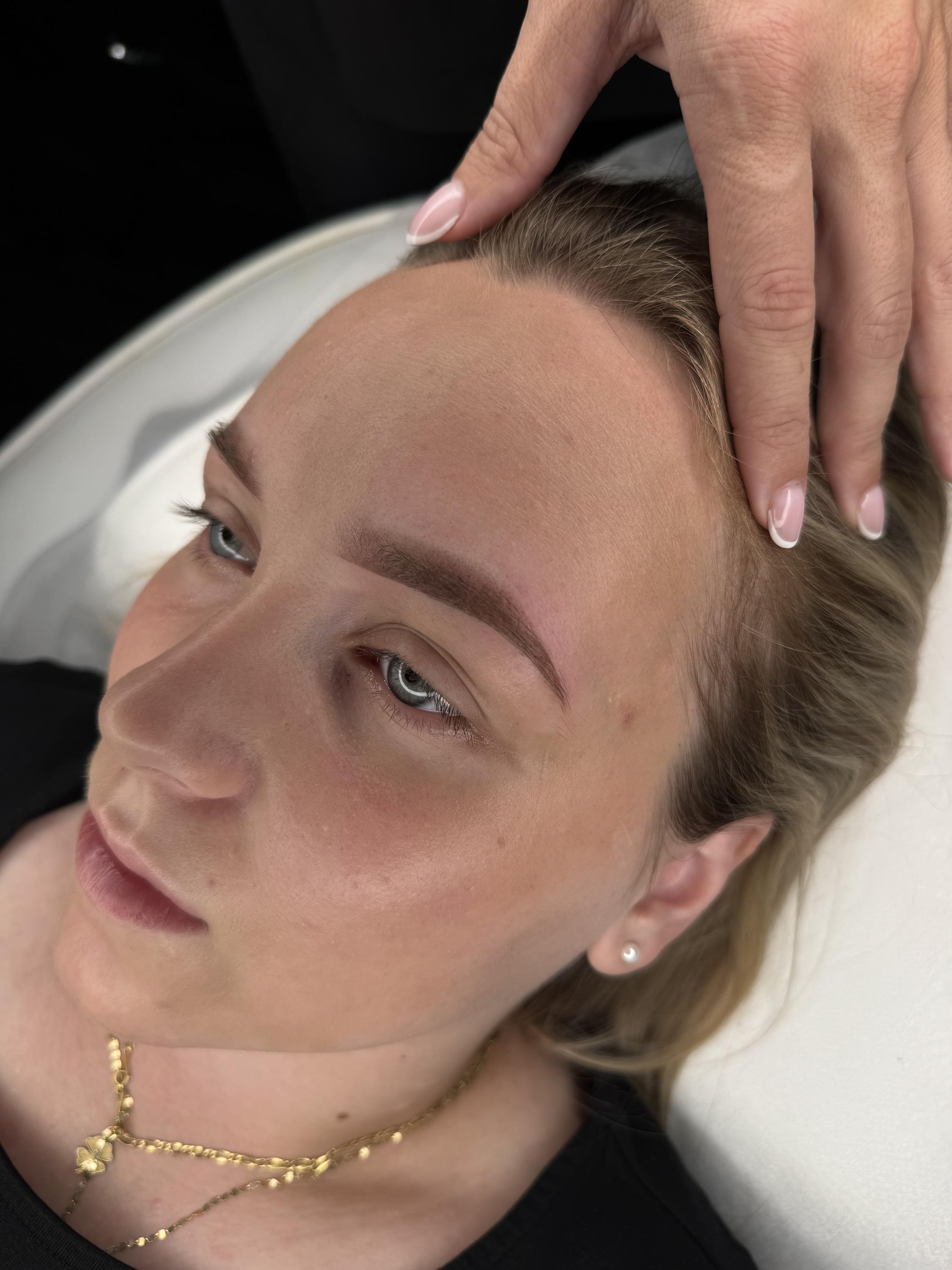 Zuzana Krausová - Permanentní make-up foto 4