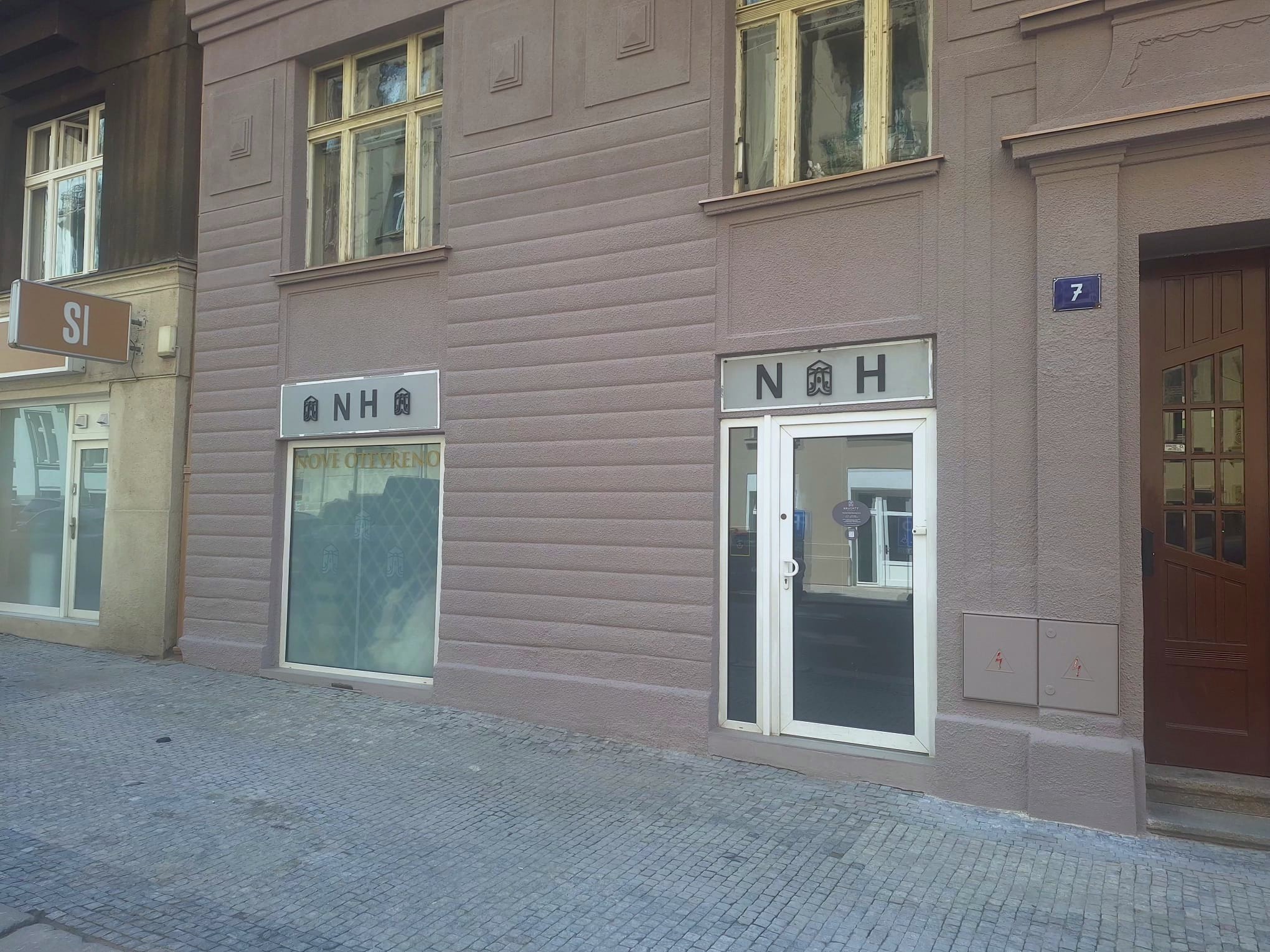 Naughty Harbor foto 6