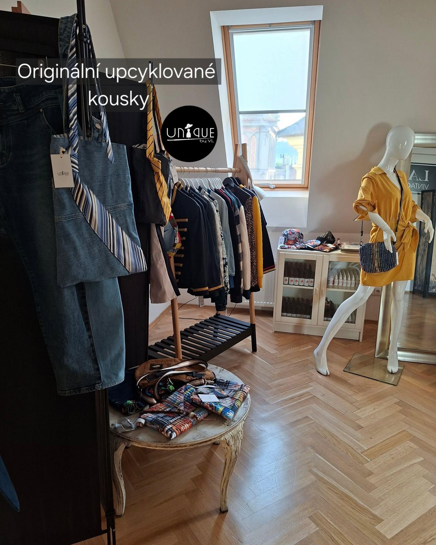 LA BABULA - KVETU - concept store foto 2