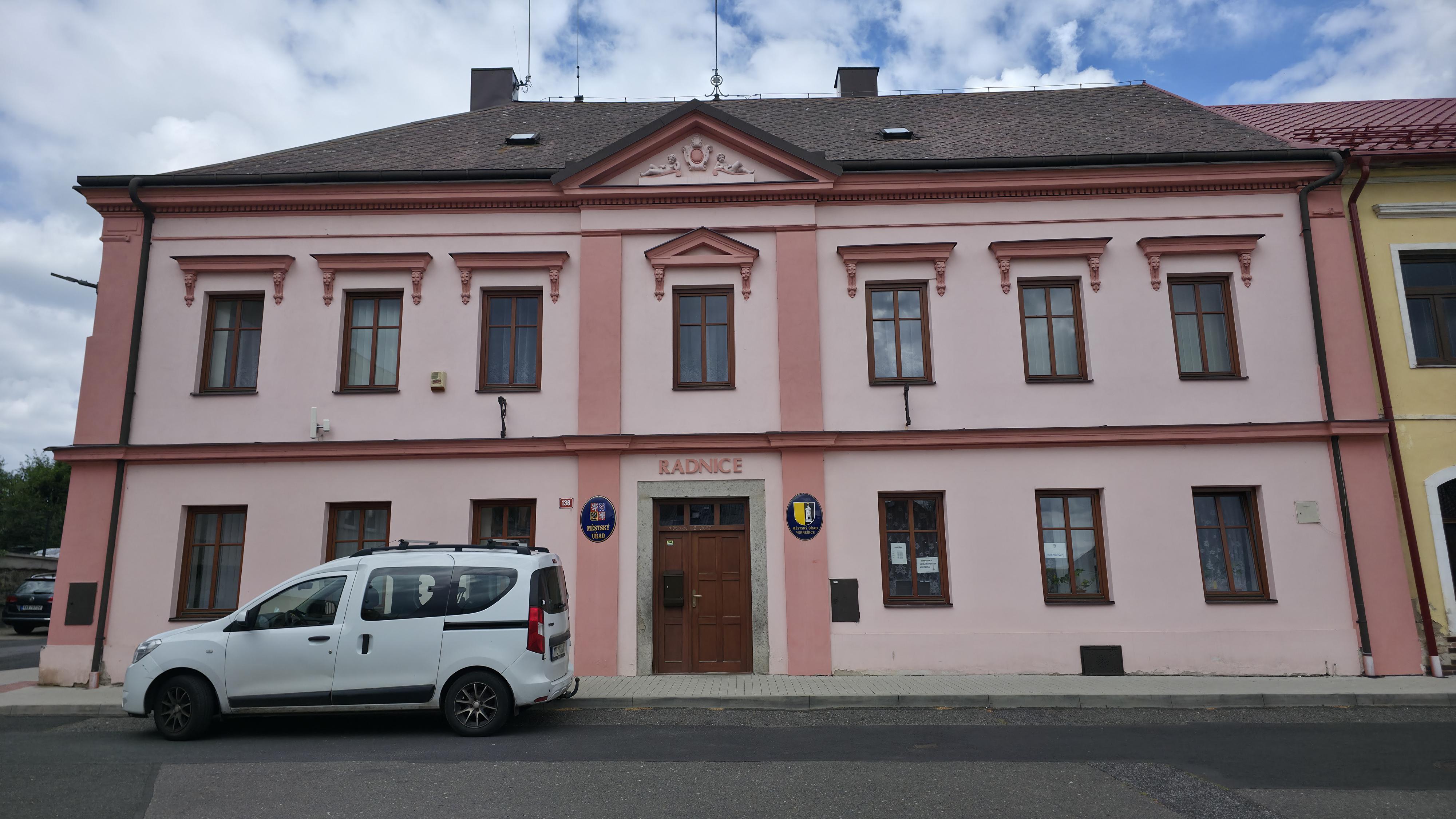 Verneřice - městský úřad foto 5