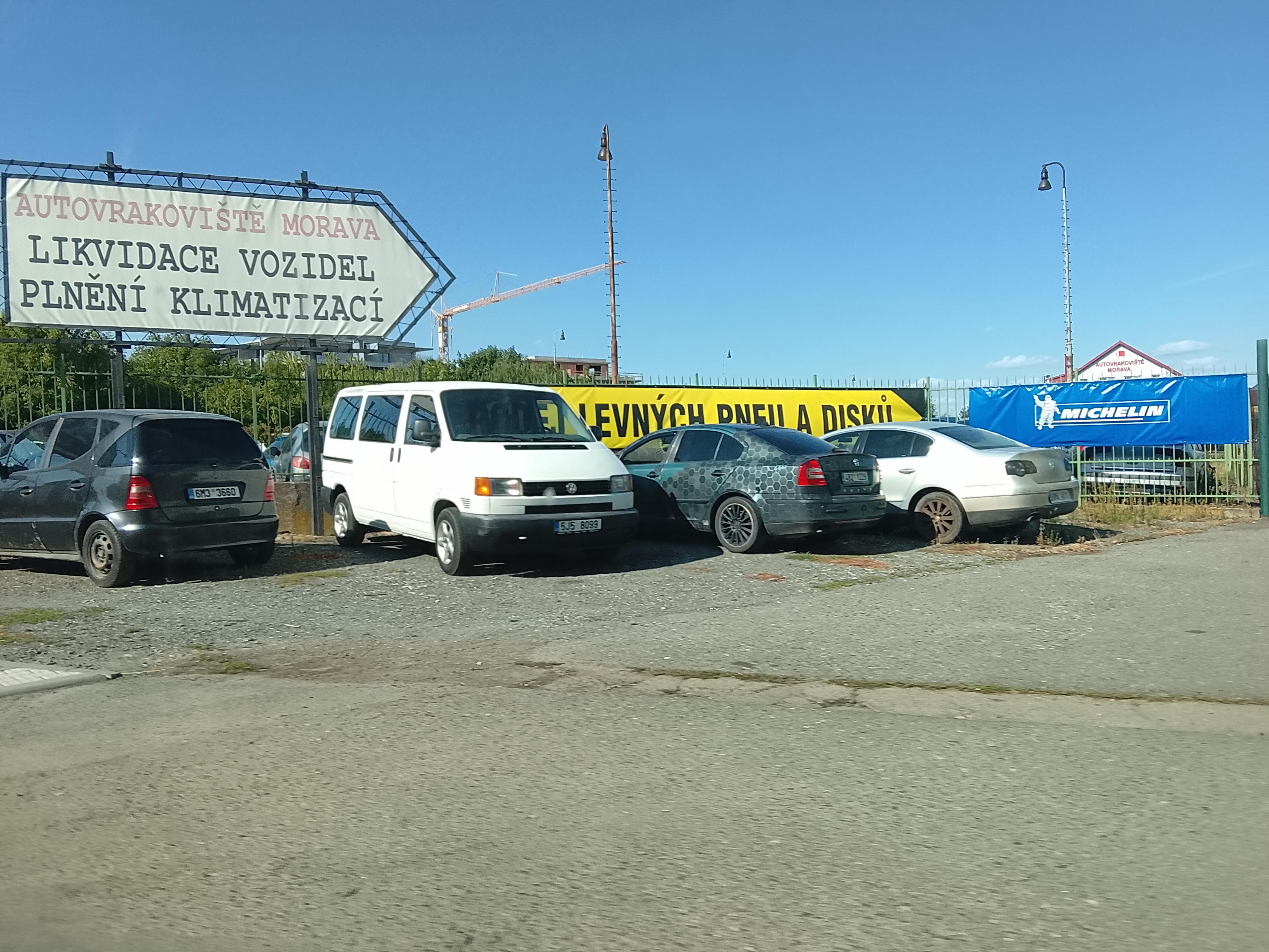 Autovrakoviště Morava foto 6