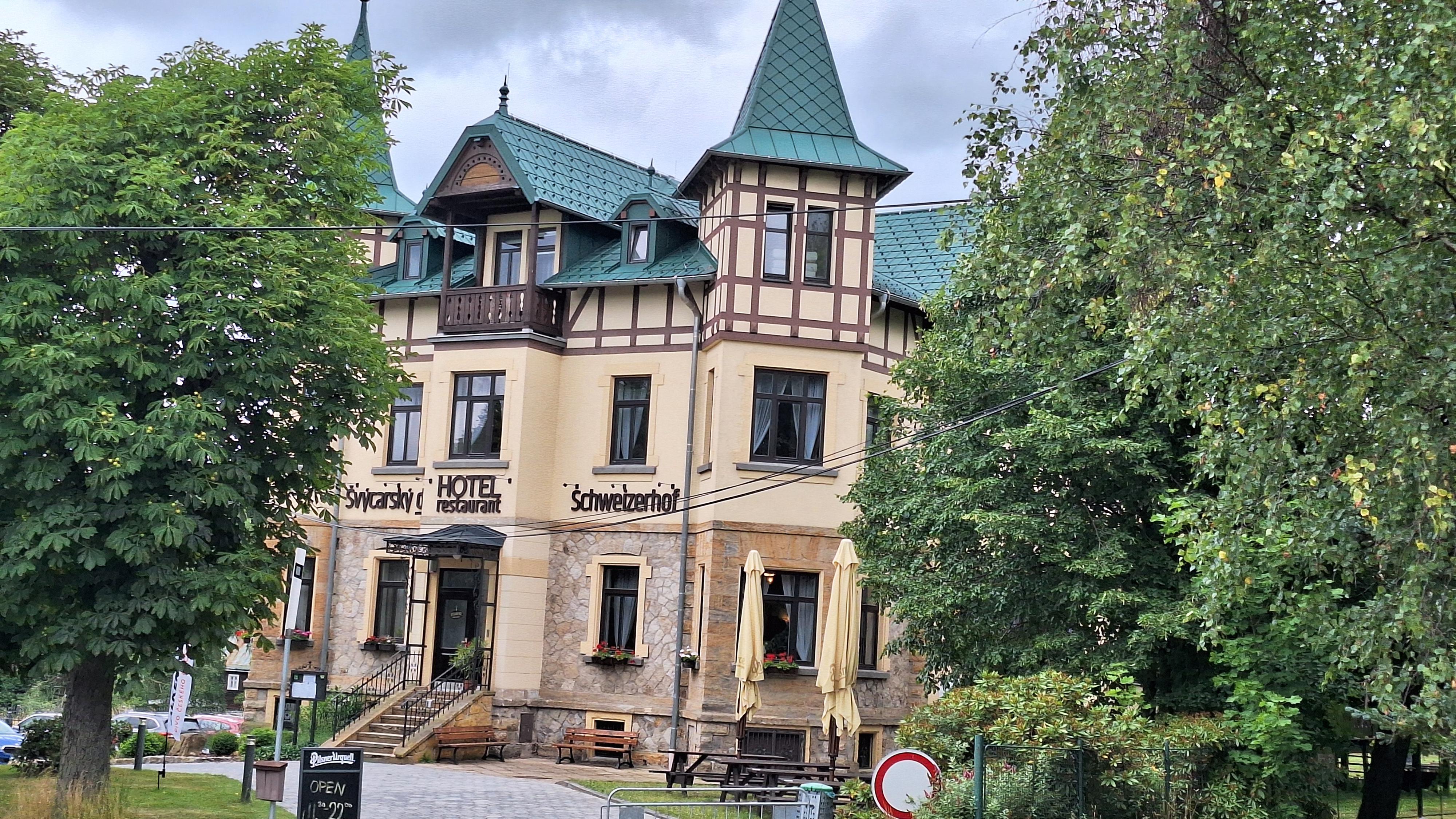 Restaurace Švýcarský dům foto 4