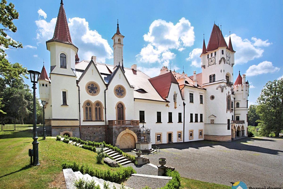 Zámek Žinkovy, vodárna Plzeň