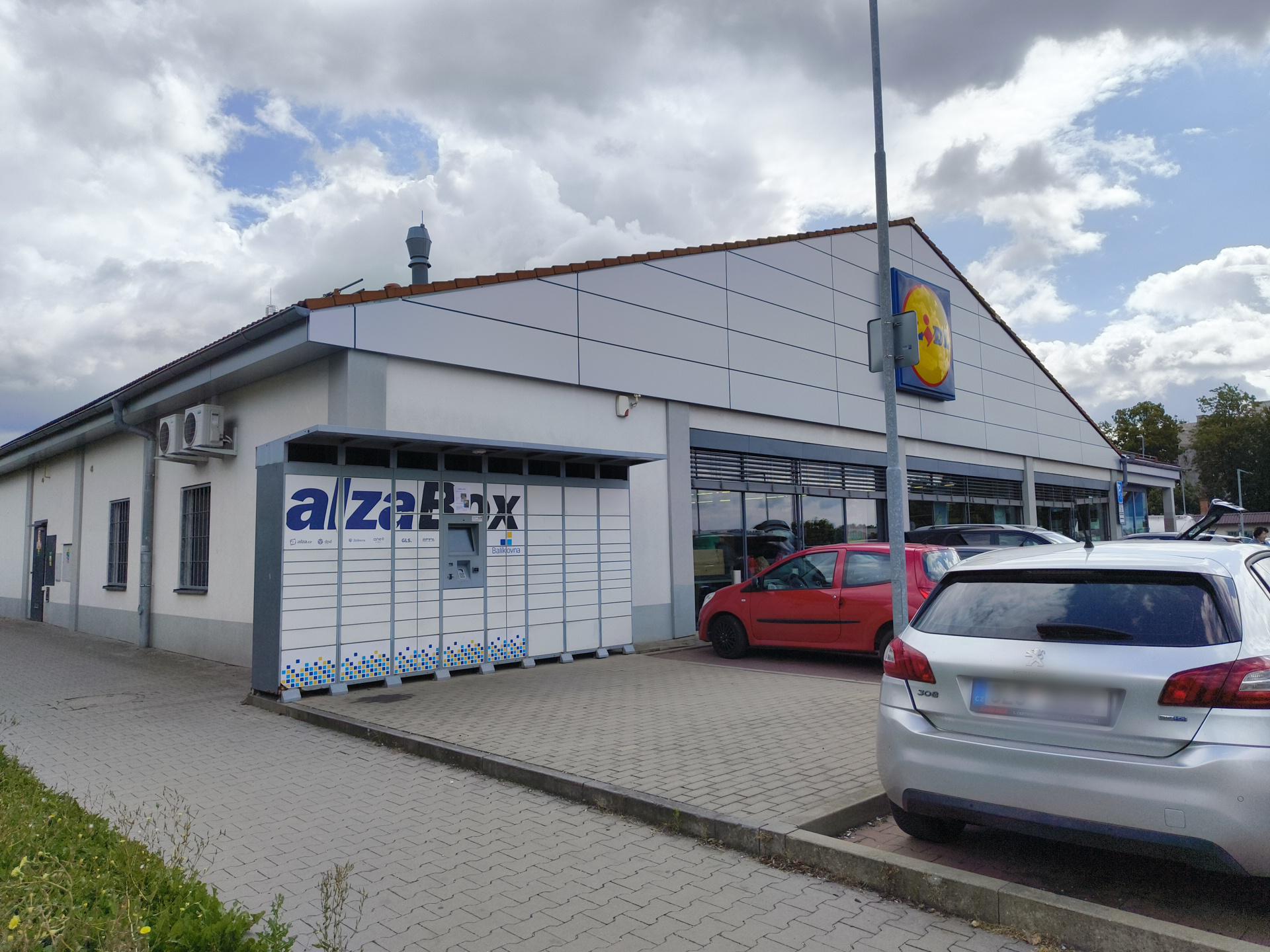 AlzaBox