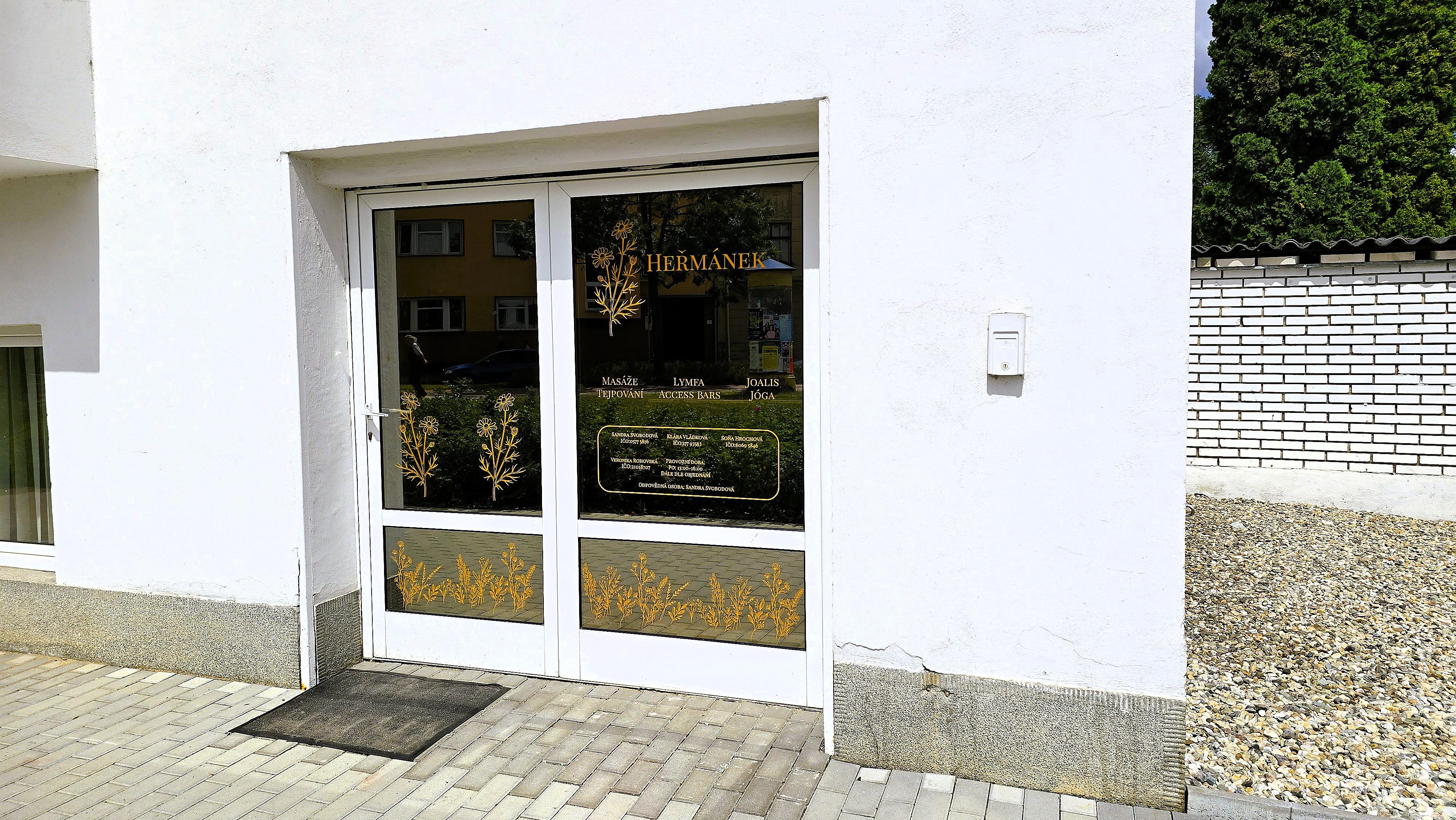 Caffè&Bistro Heřmánek foto 3