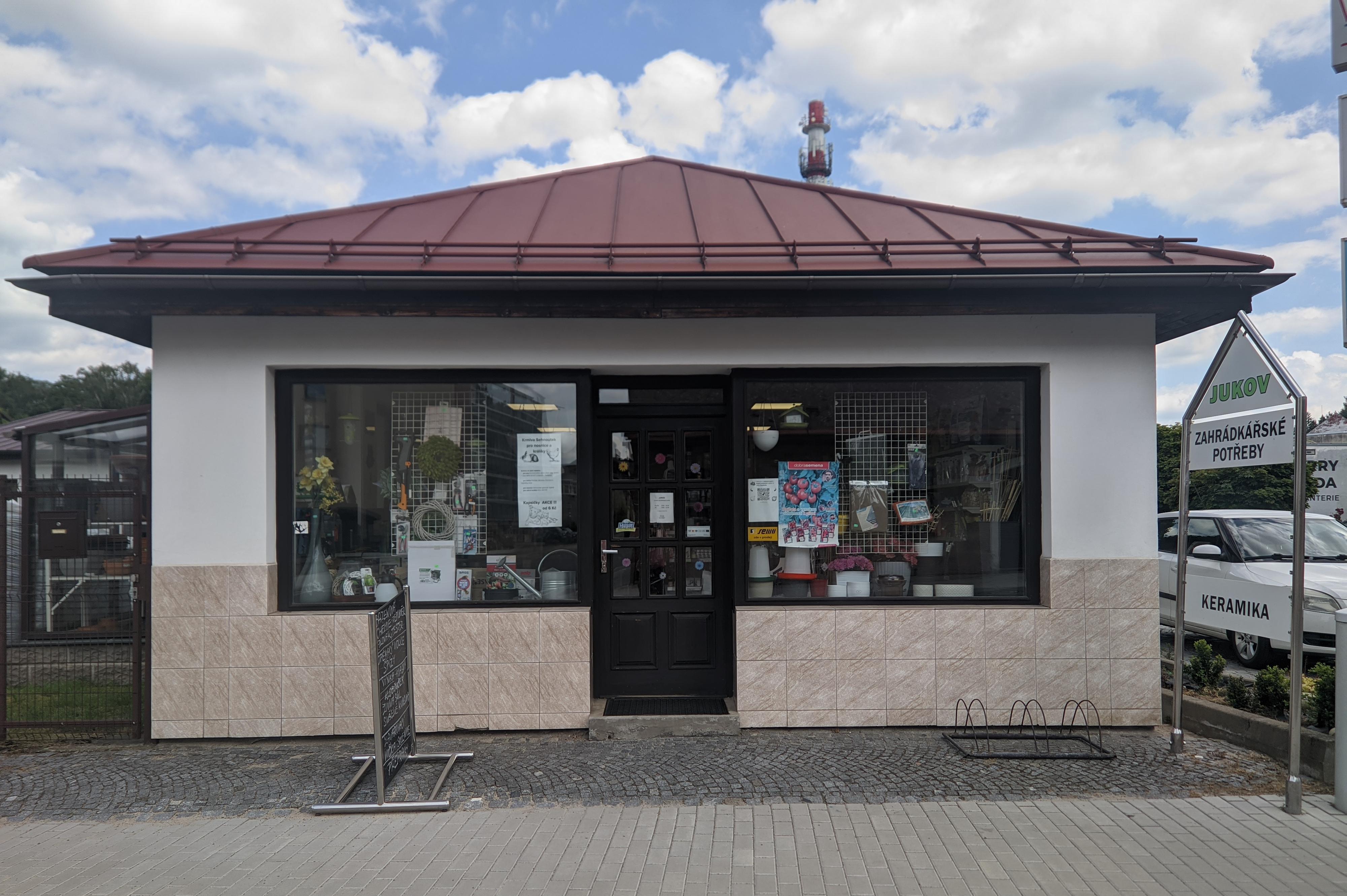 JUKOV - zahrádkářské potřeby