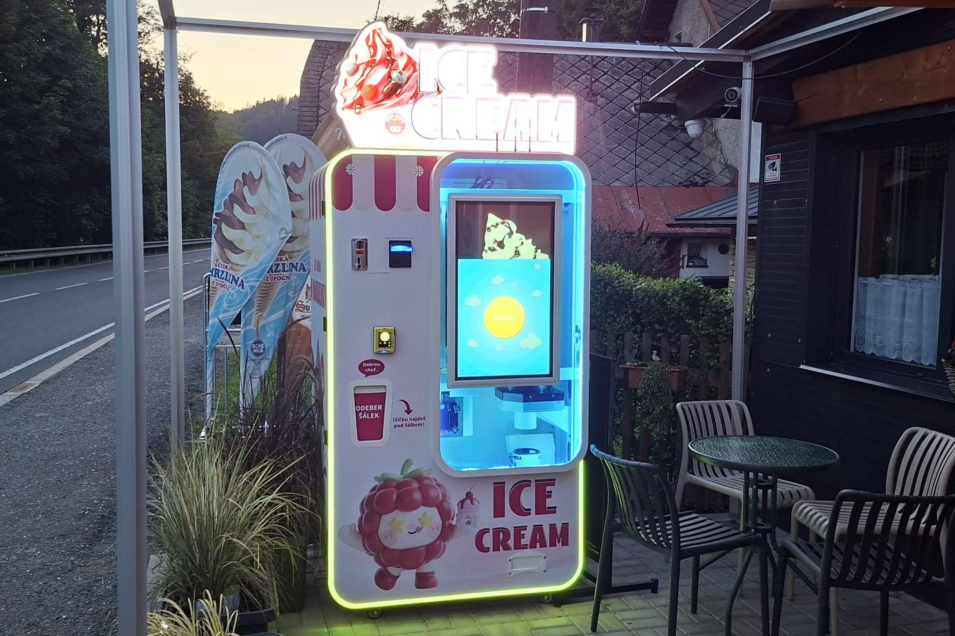 1.Automat na točenou zmrzlinu v ČR