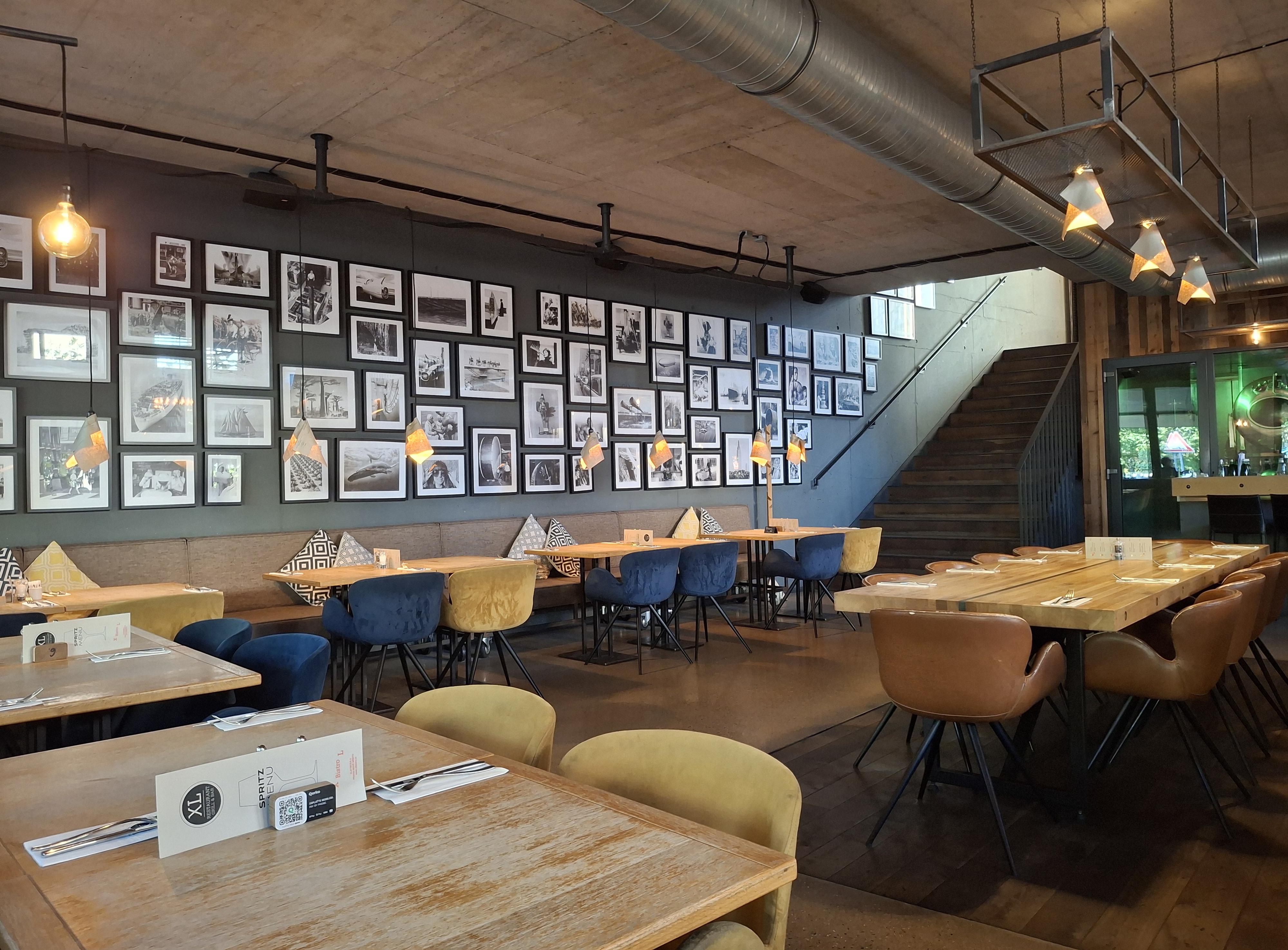 XL Restaurant Grill & Bar foto 3