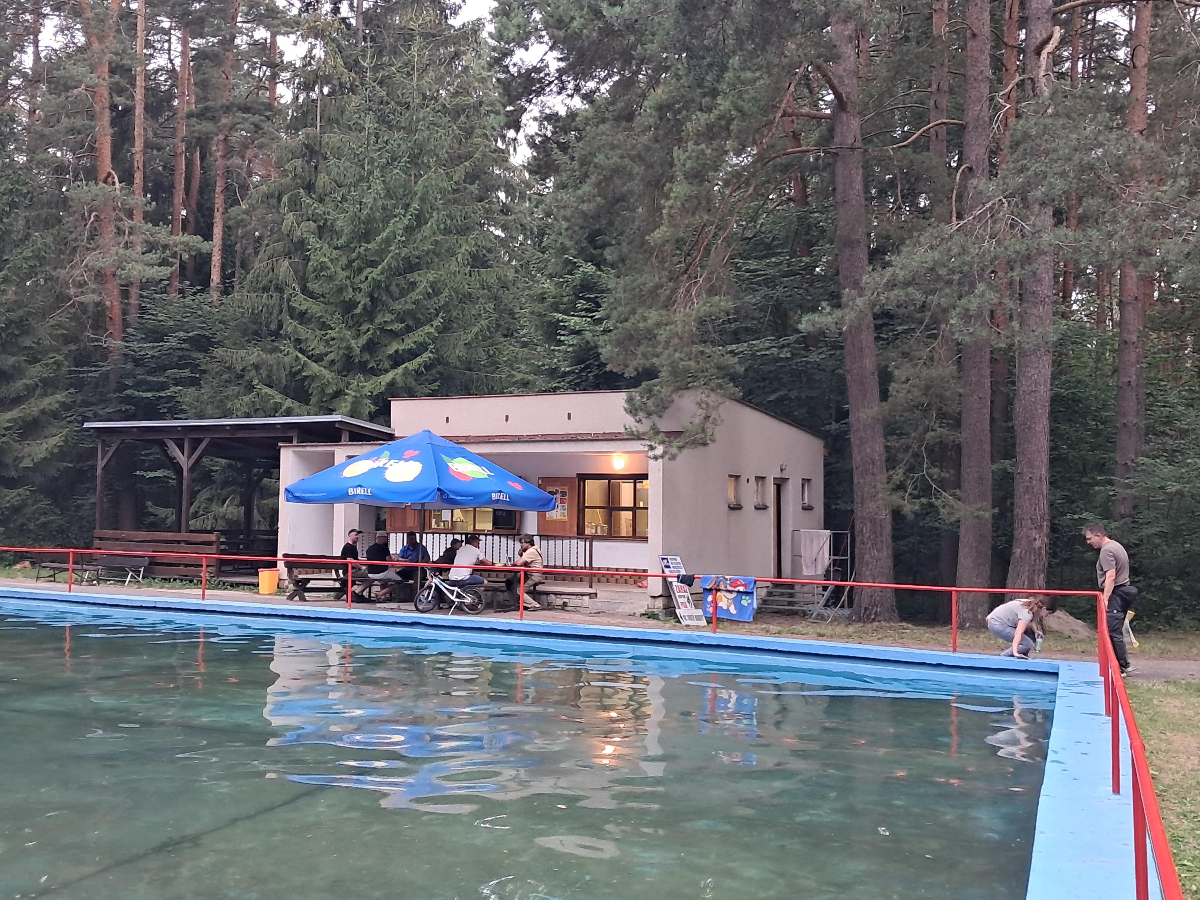 Občerstvení u koupaliště foto 3
