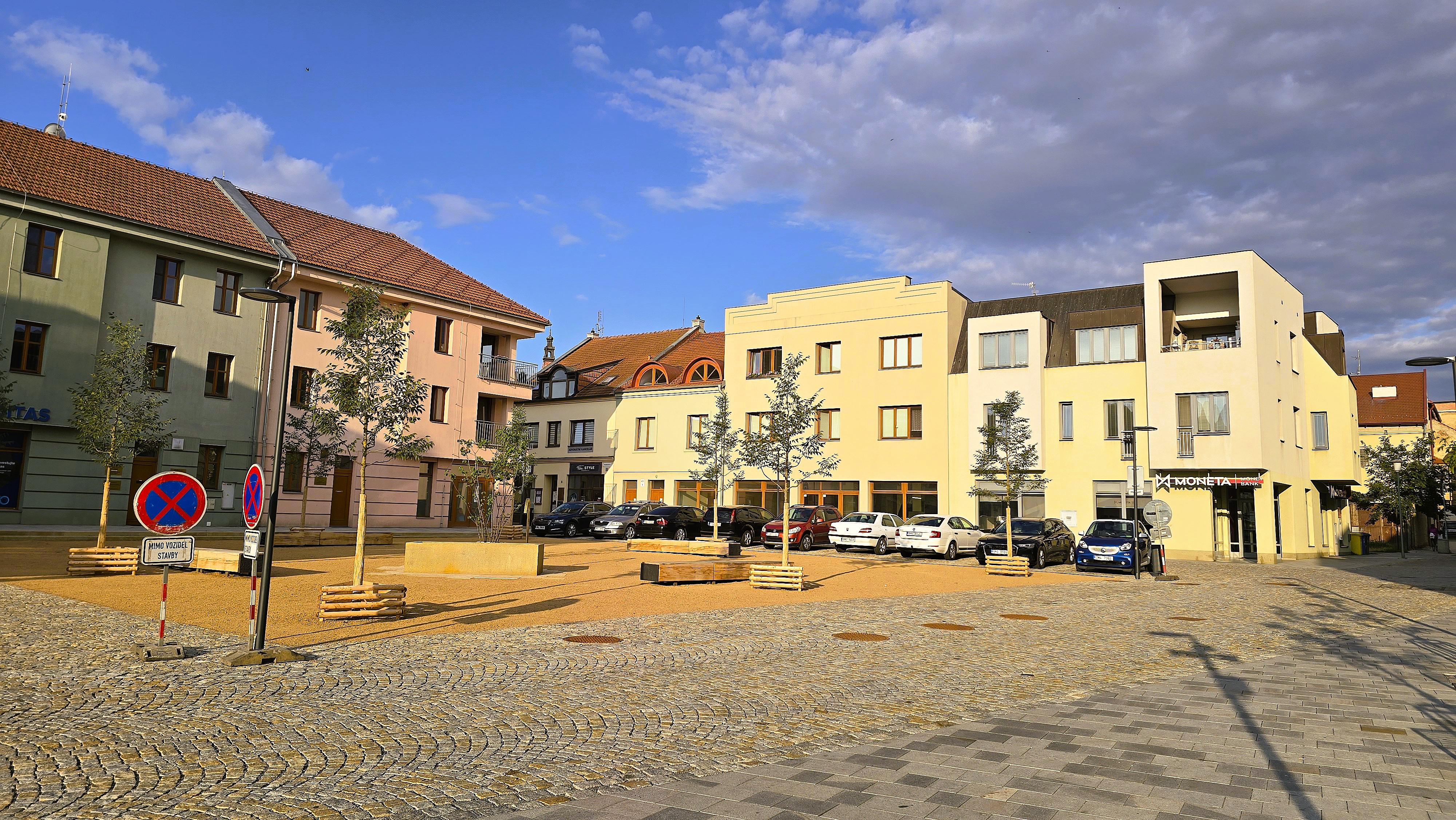 MONETA Bank foto 2