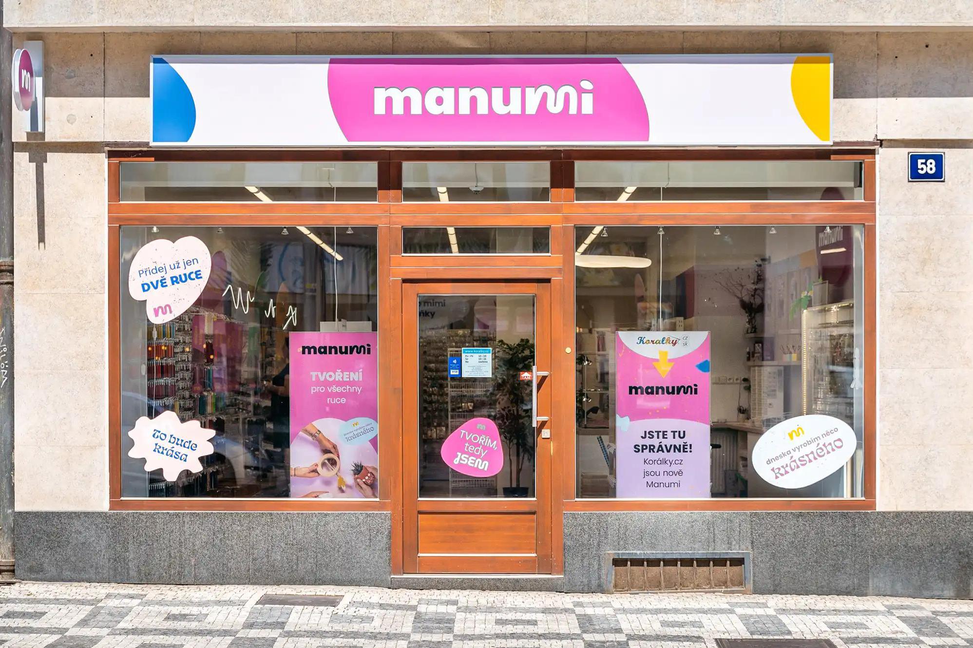 Manumi