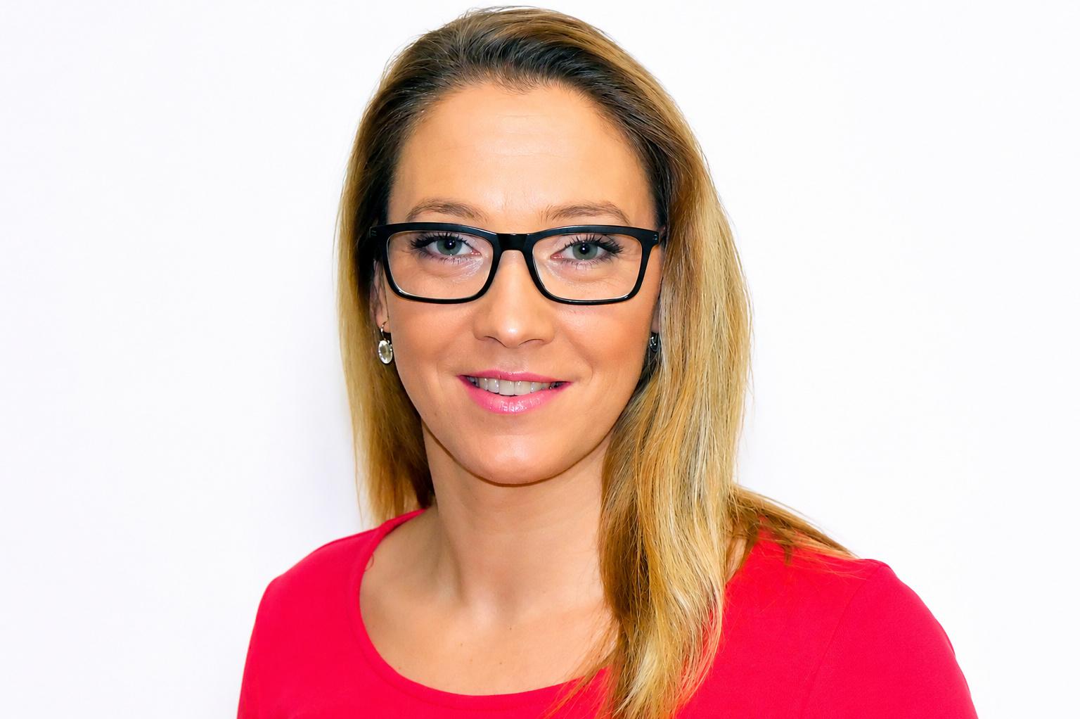 Eliška Kolomazníková, DiS - makléřka RE/MAX G8 Reality